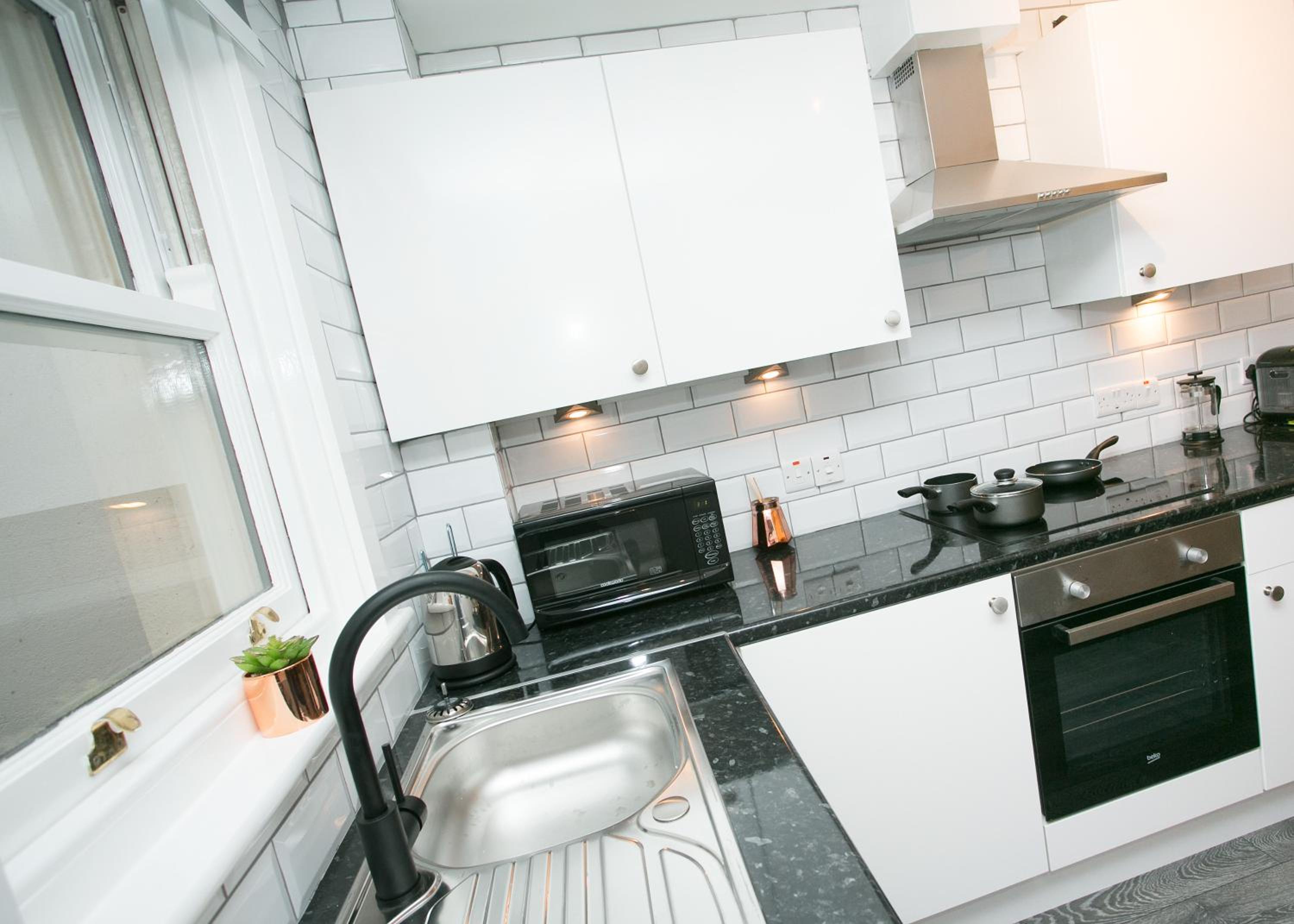Malone Place Apartment