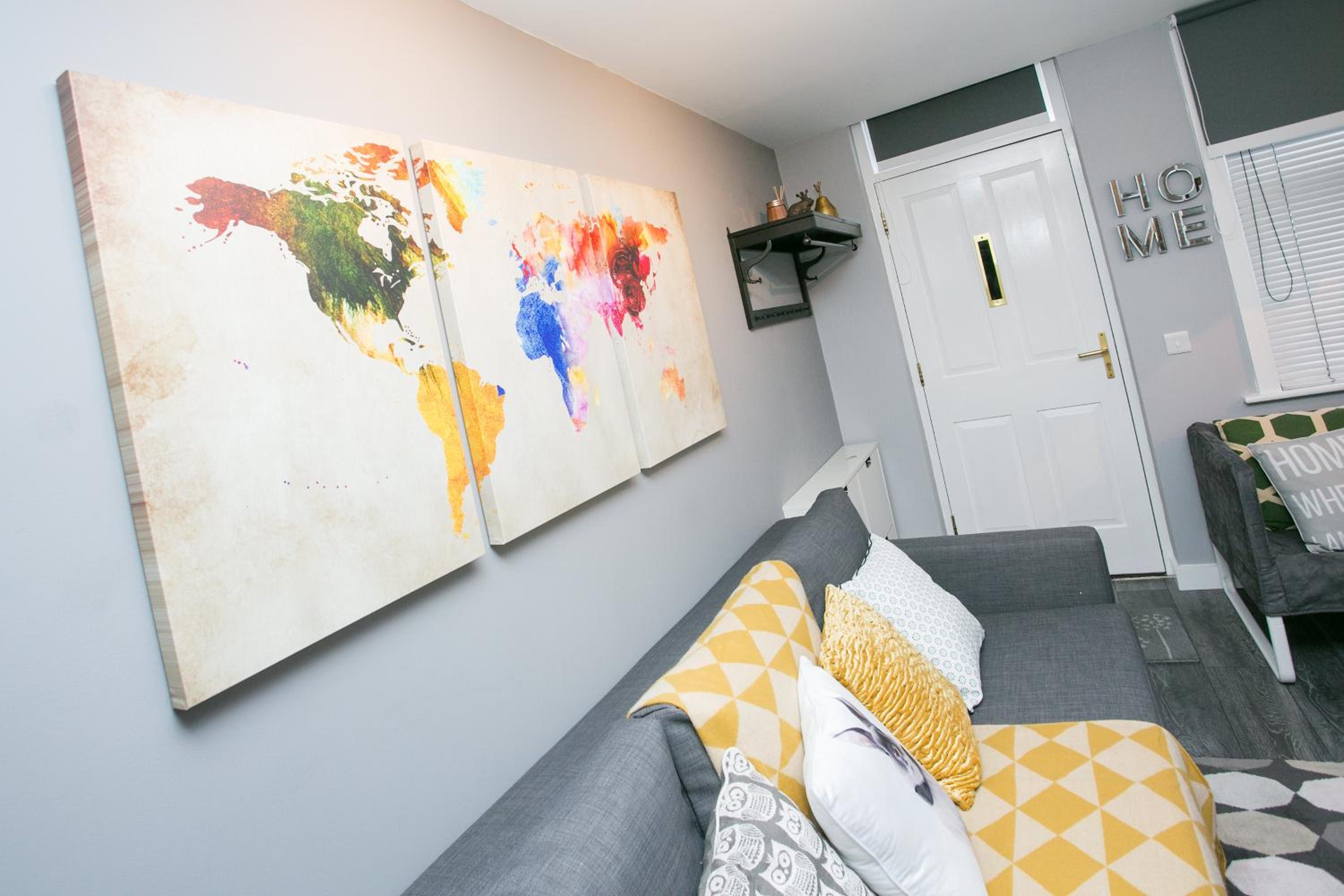 Malone Place Apartment