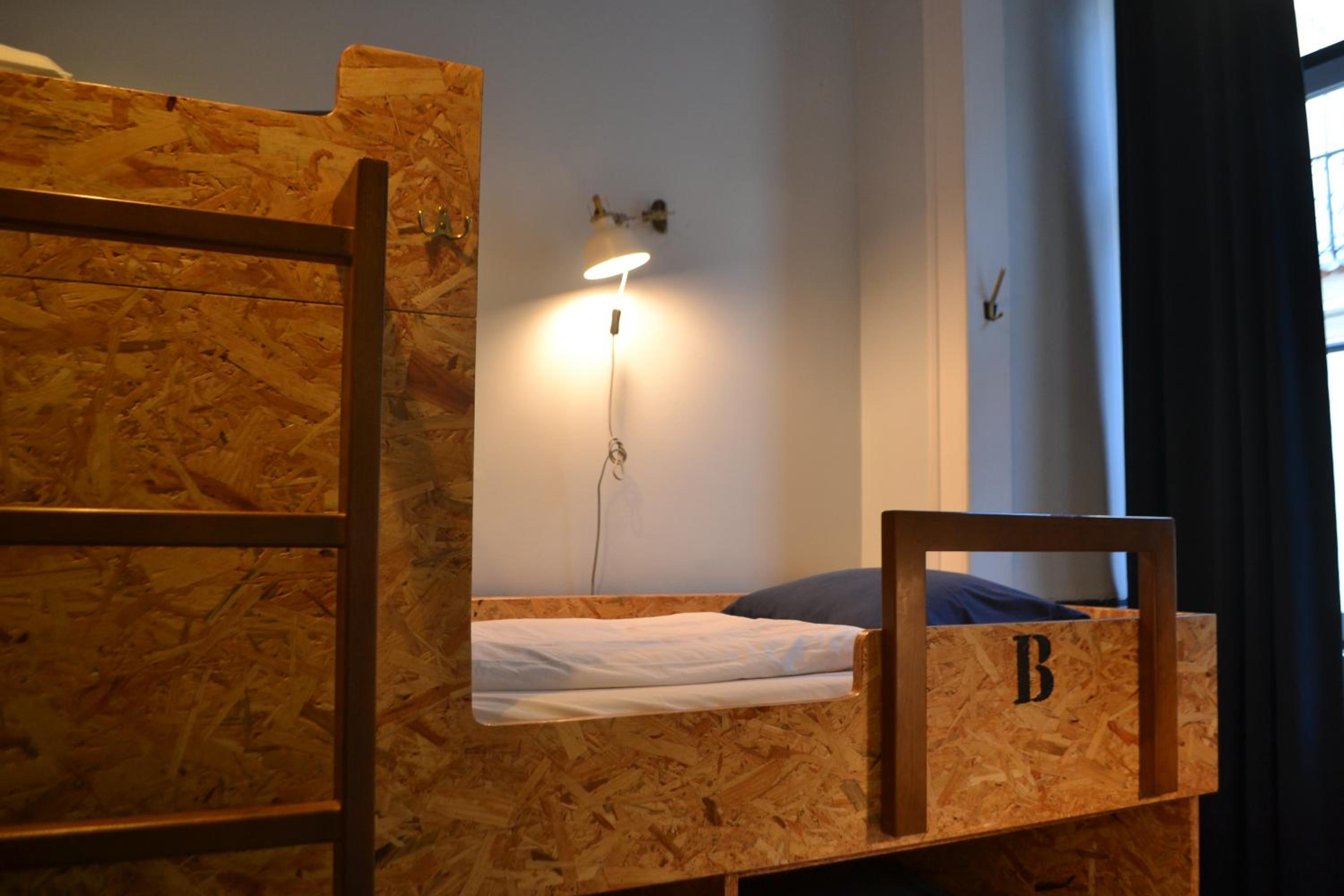 Goodnight Hostel 46