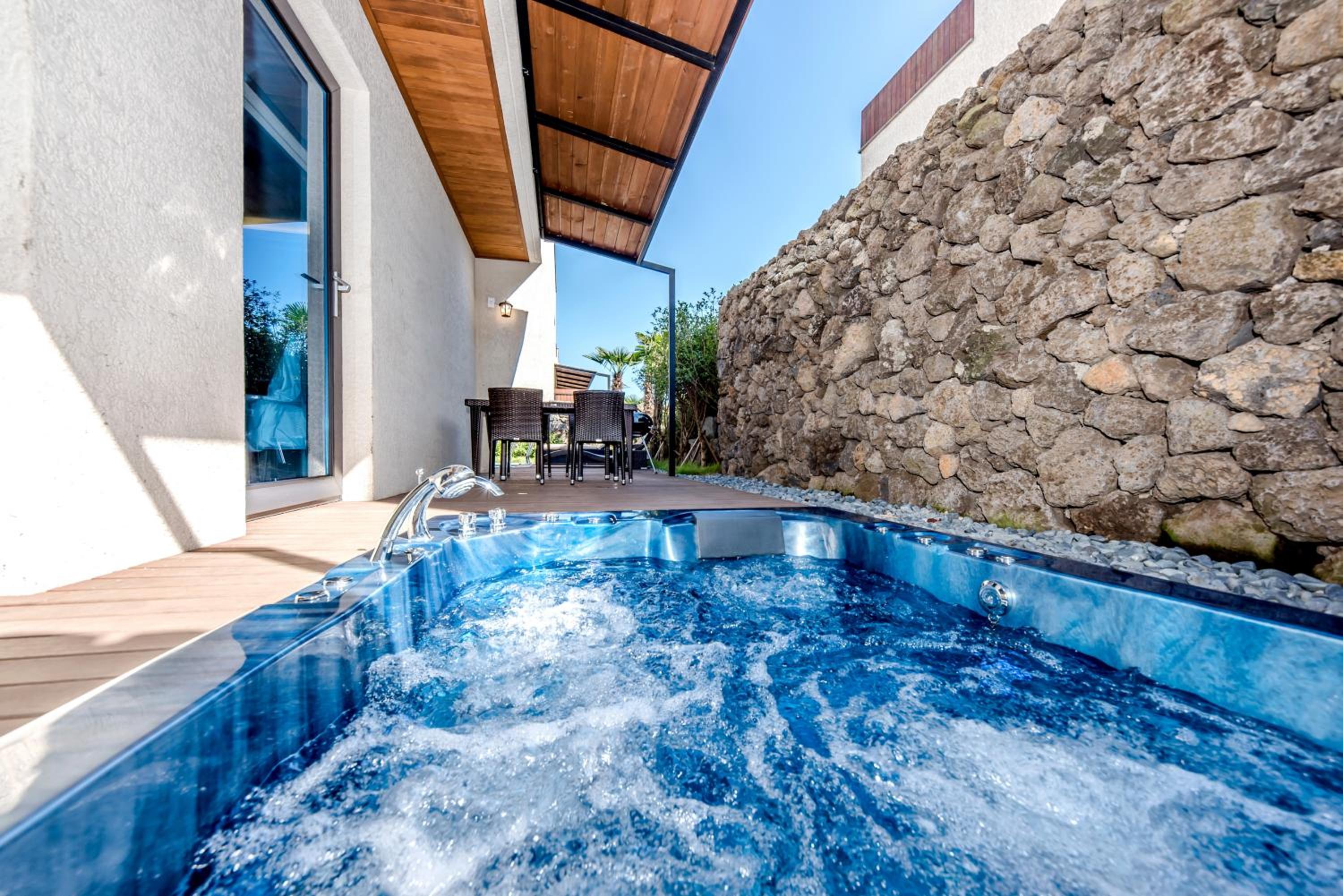 Jeju Vacations - Arts SpaPoolvilla - Property Image 7