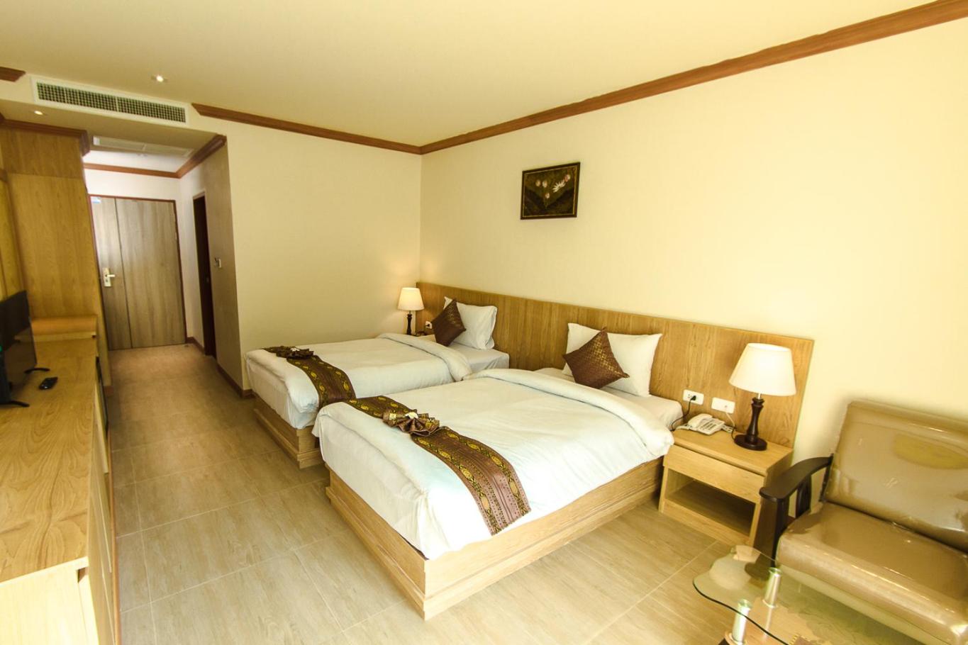 Airport Beach Hotel Phuket