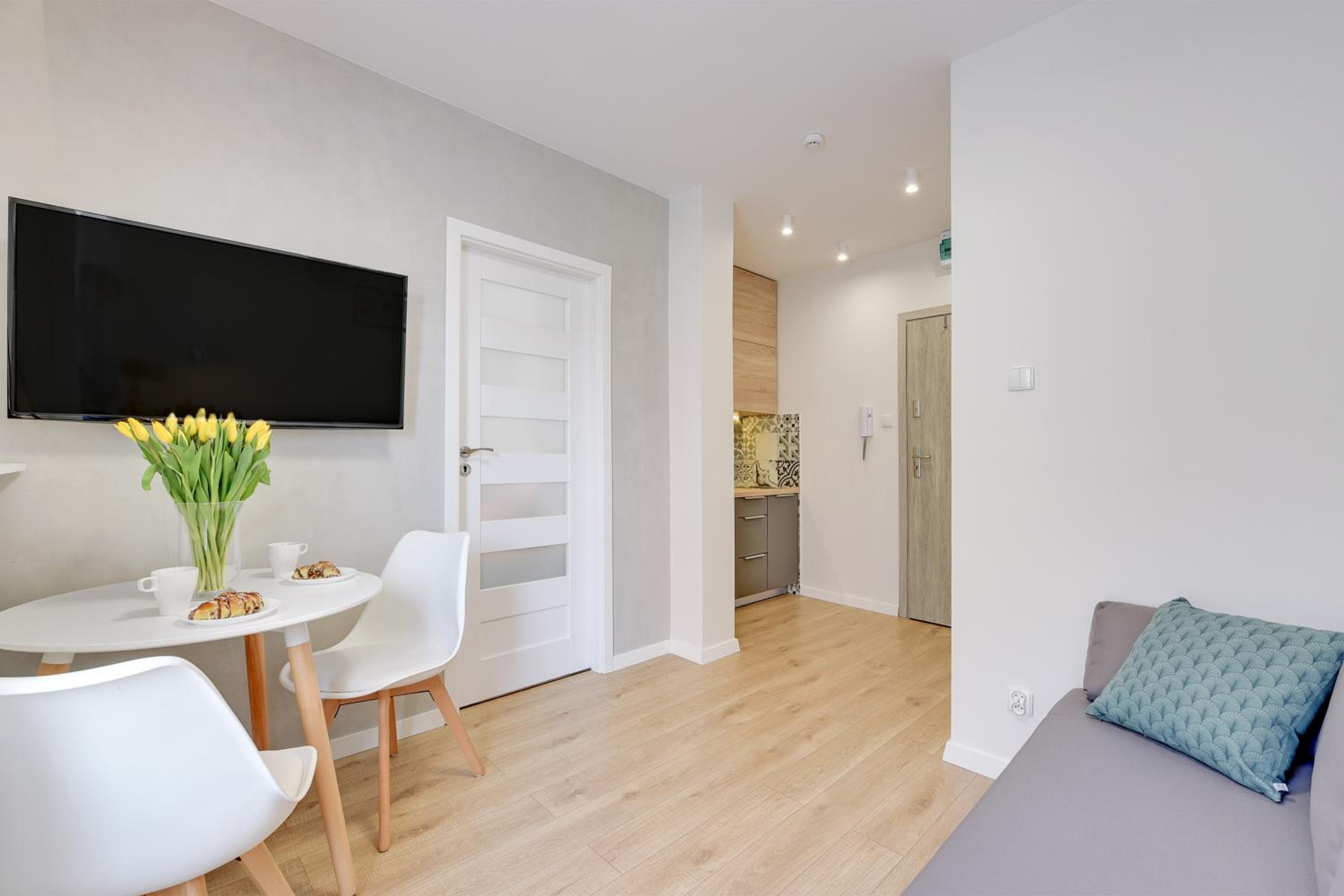Apartamenty Chmielna 72 view 2