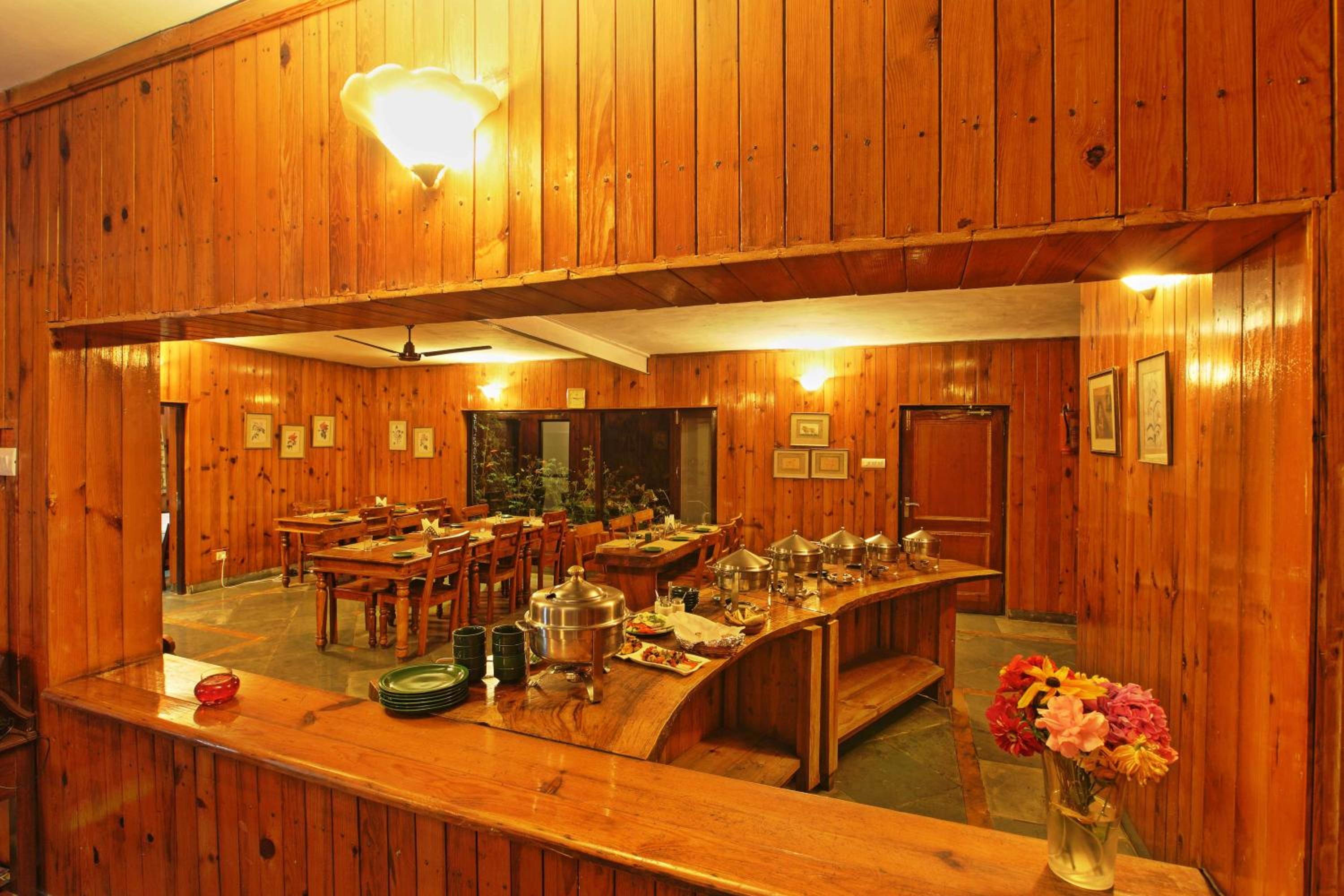 Cedar Lodge By Aahma