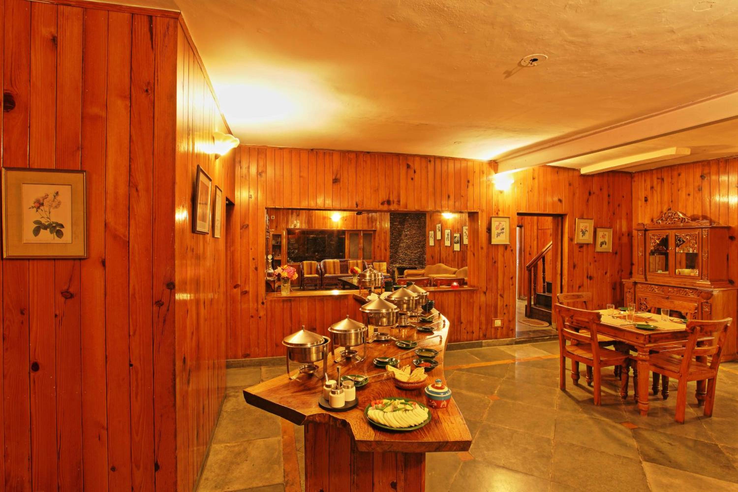 Cedar Lodge By Aahma