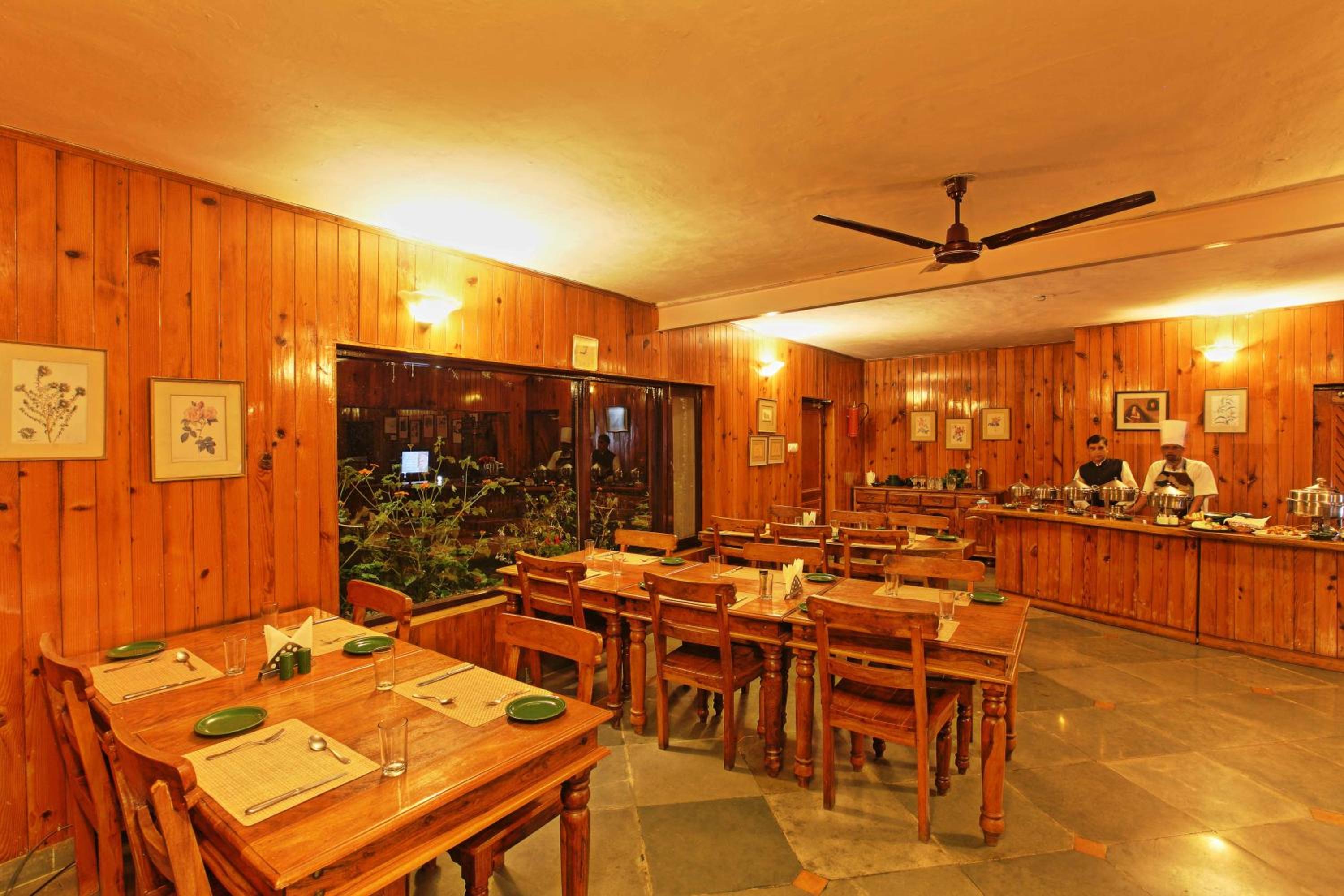 Cedar Lodge By Aahma