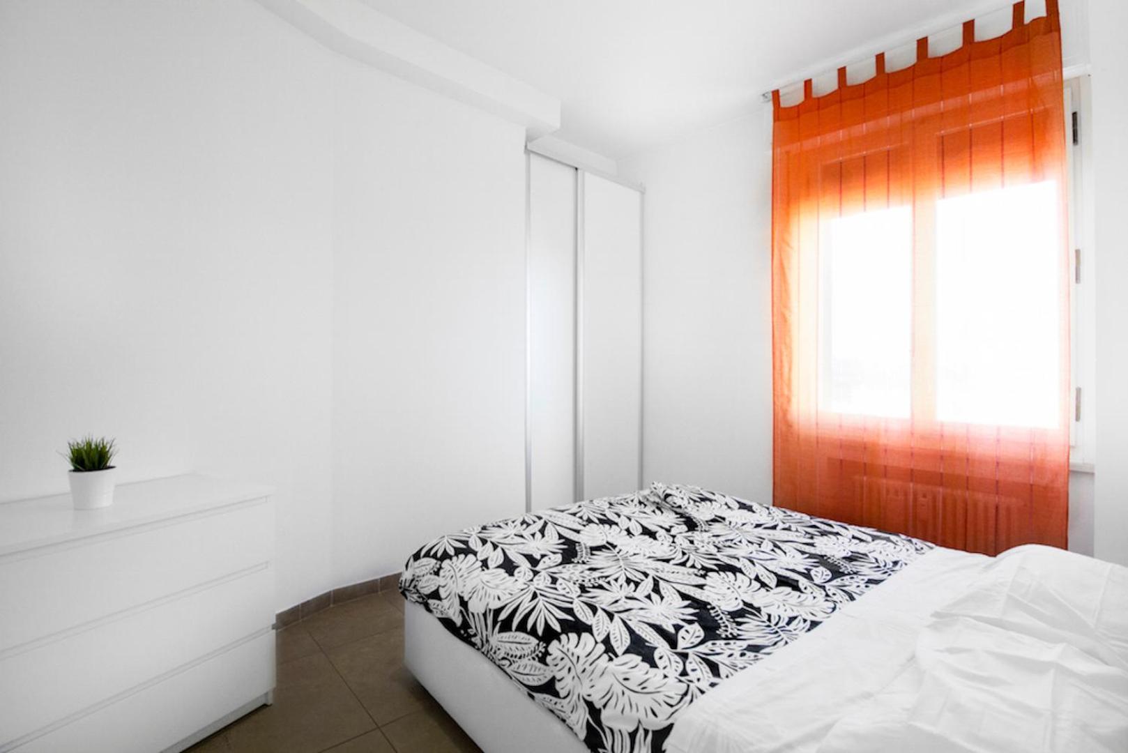 Orange Apartment Bologna view 4