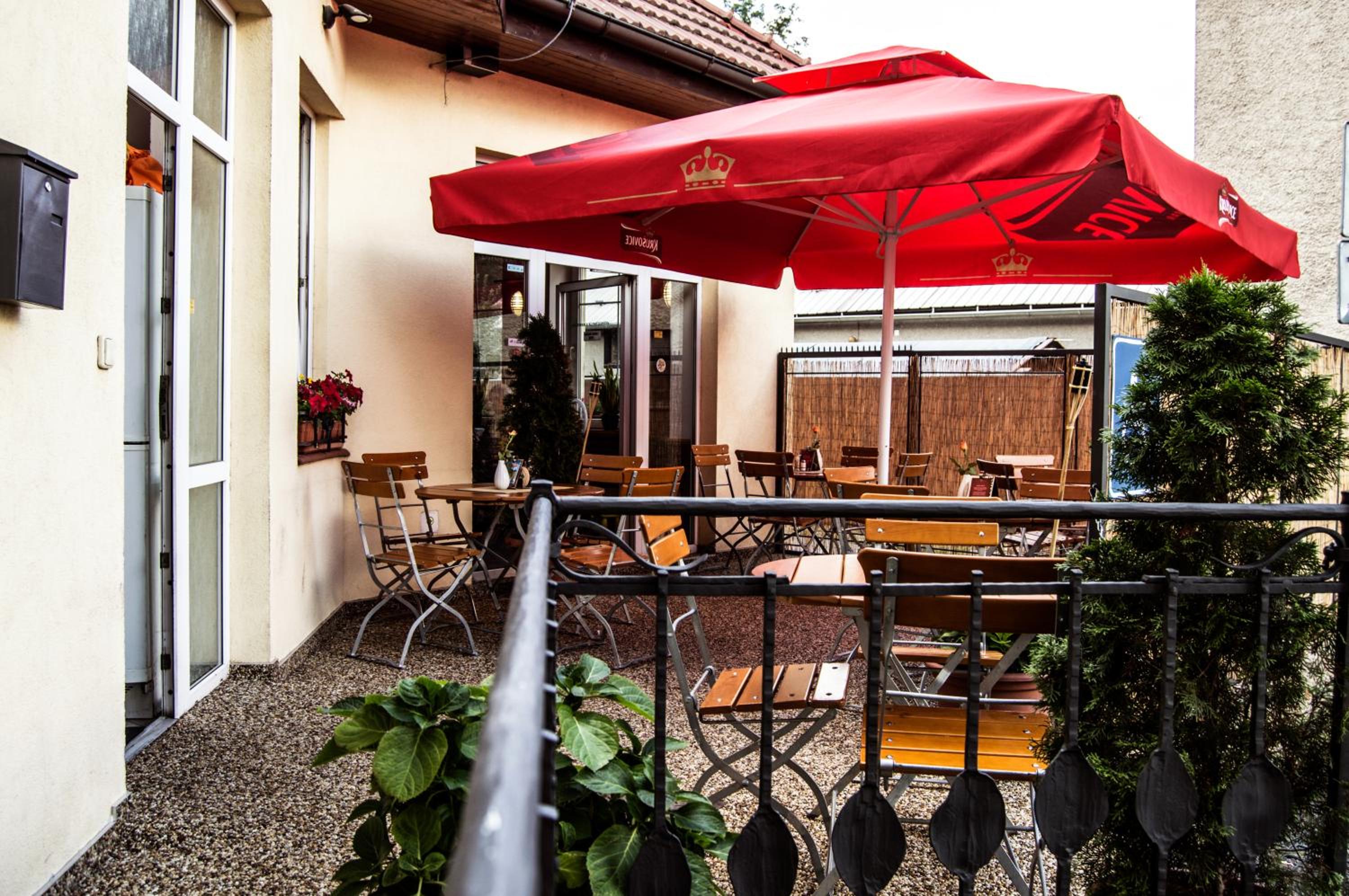 Restaurace A Penzion Garnet