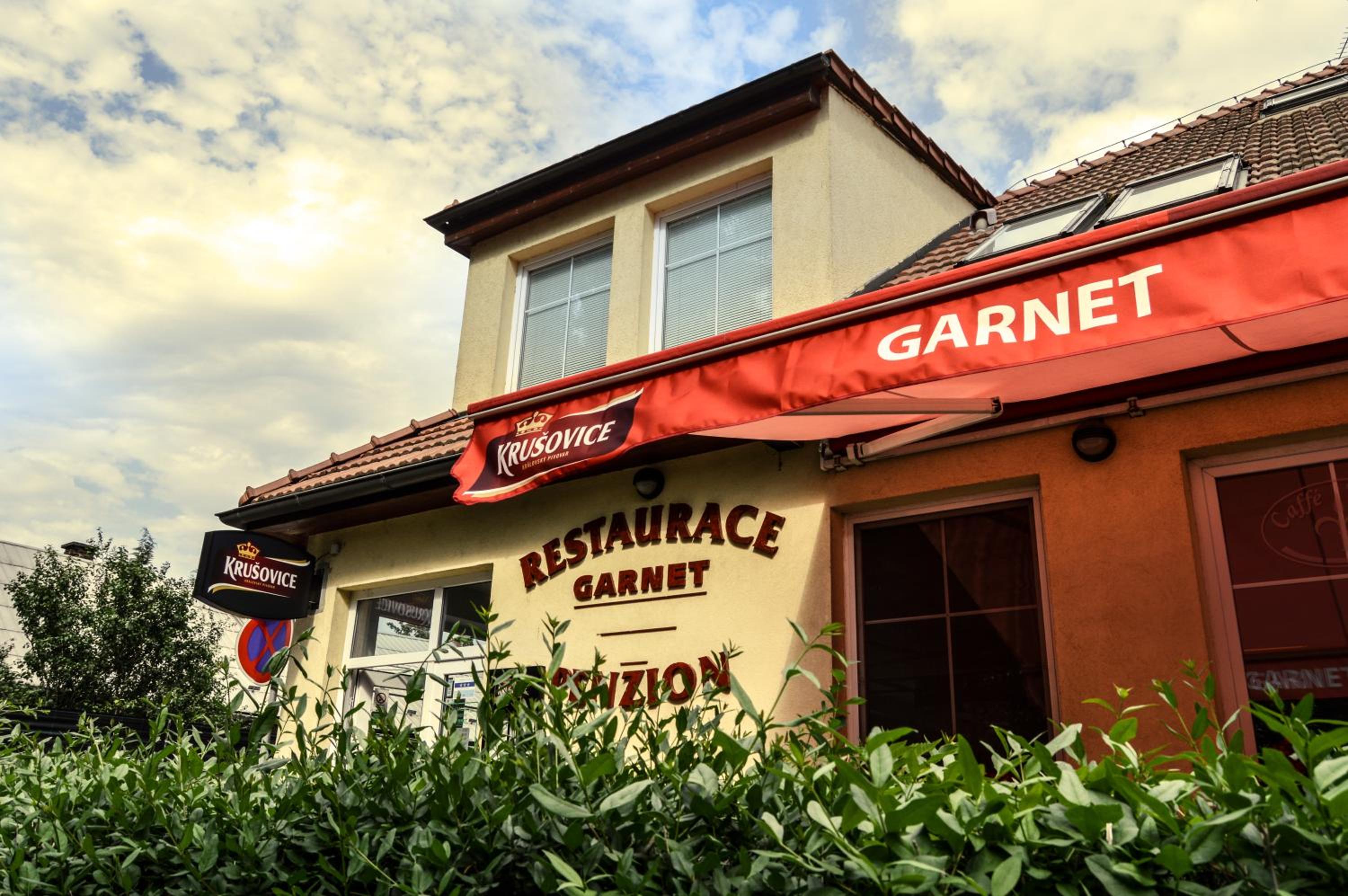 Restaurace A Penzion Garnet