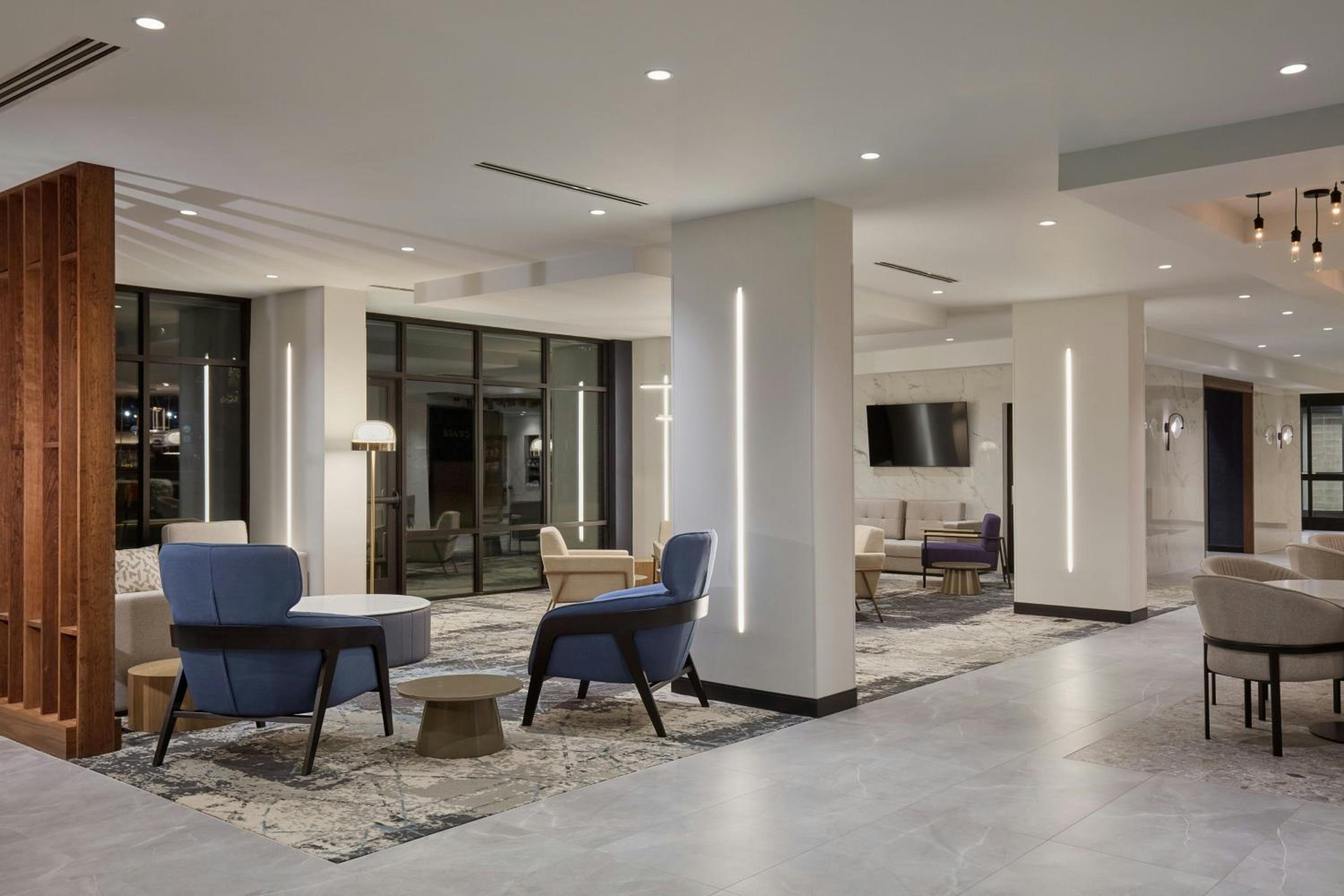 Courtyard by Marriott Denver Downtown West