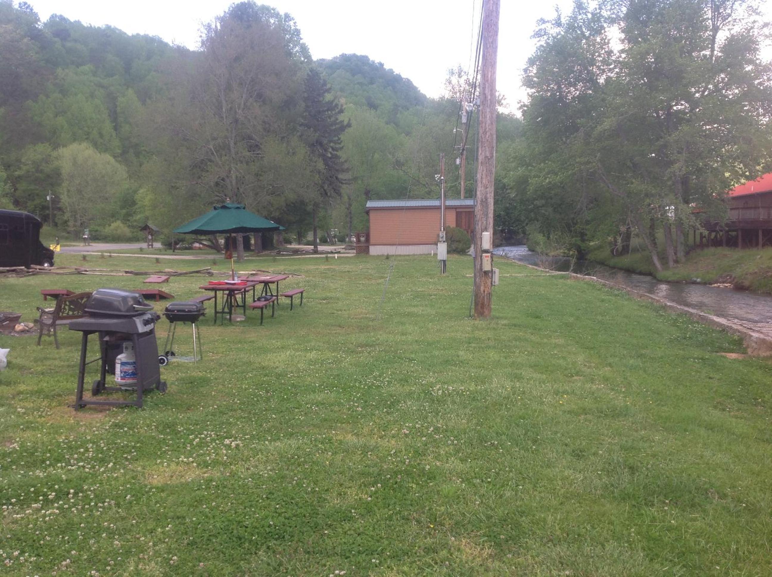 Qualla Cabins and Motel Cherokee near Casino