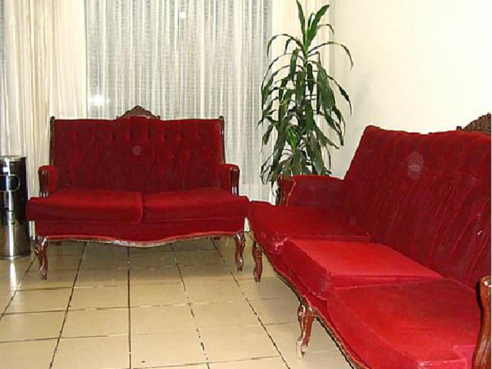 Hostal Bond view 5