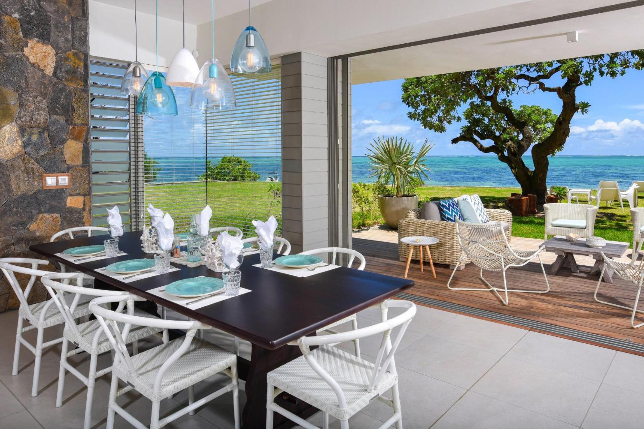 Beachfront & Pool Poste Lafayette