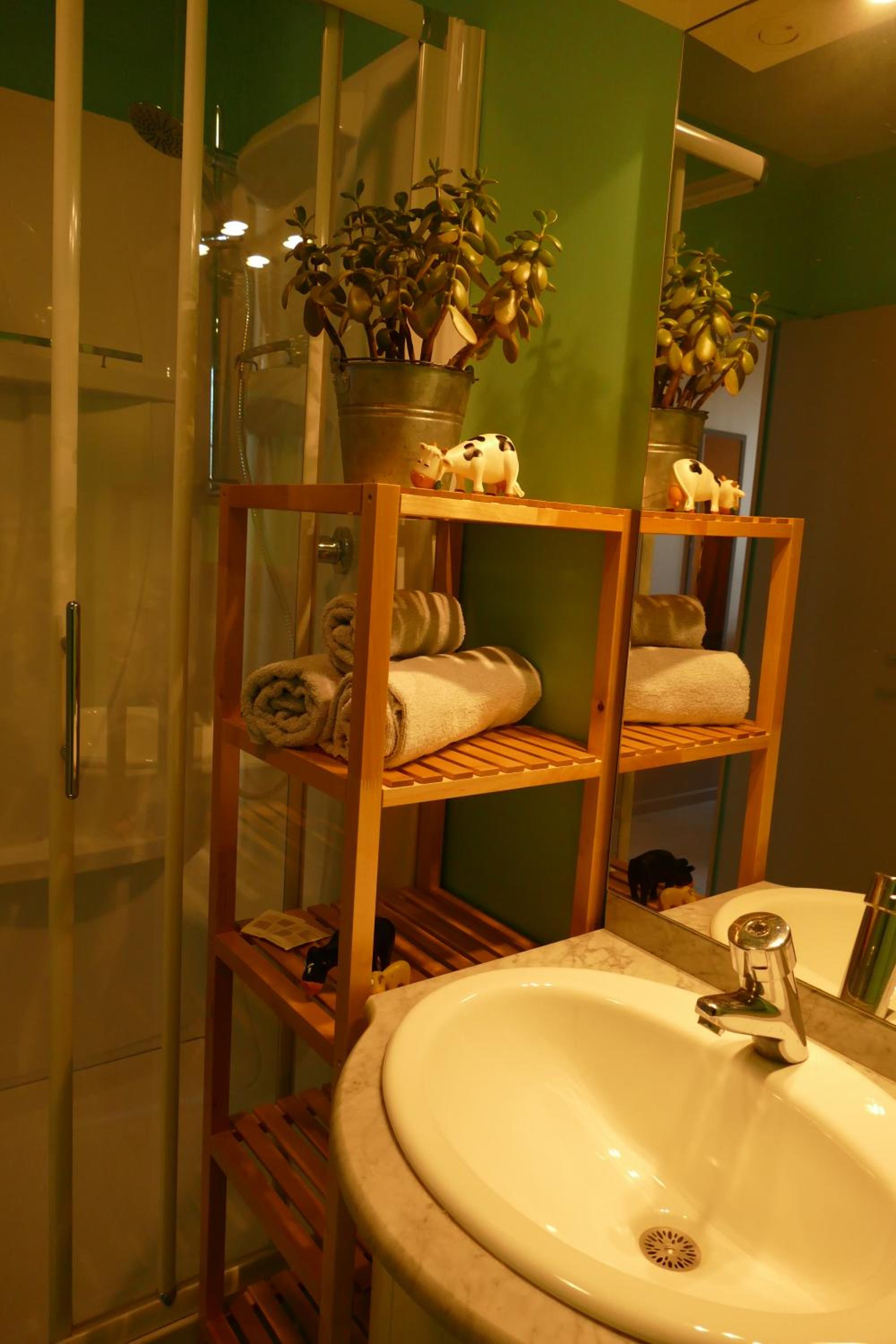 Photo 9