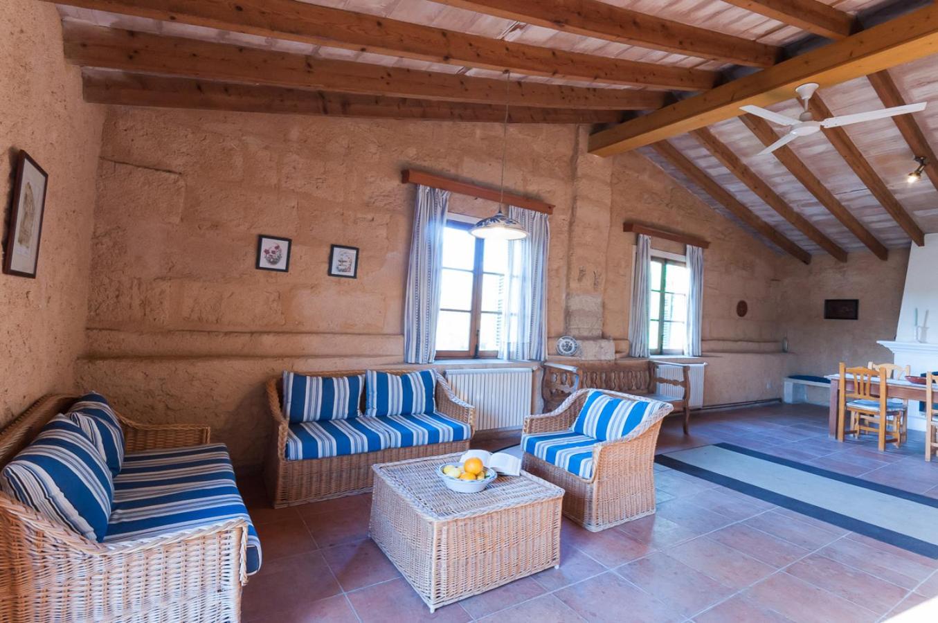 Sa Casa Rotja