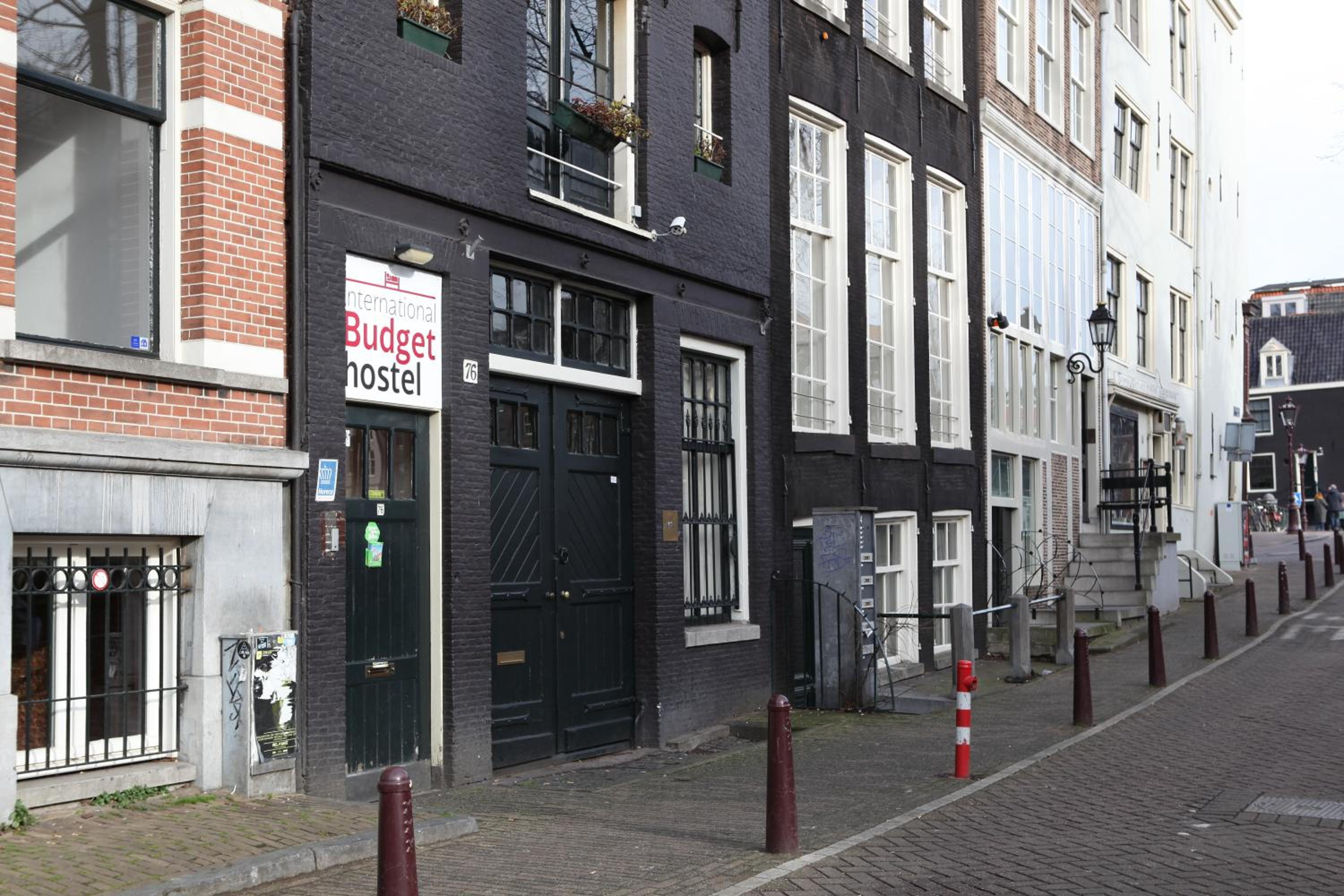 Amsterdam Downtown Hotel Canal View