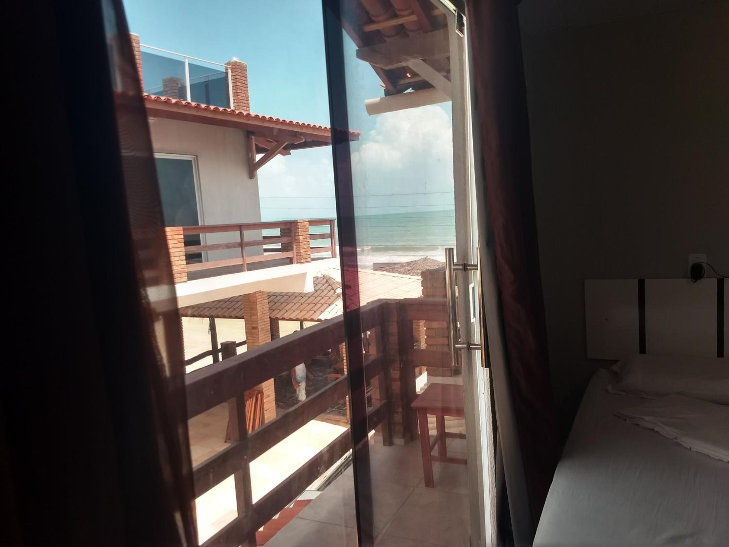 Pousada e Restaurante Altas Horas Beach