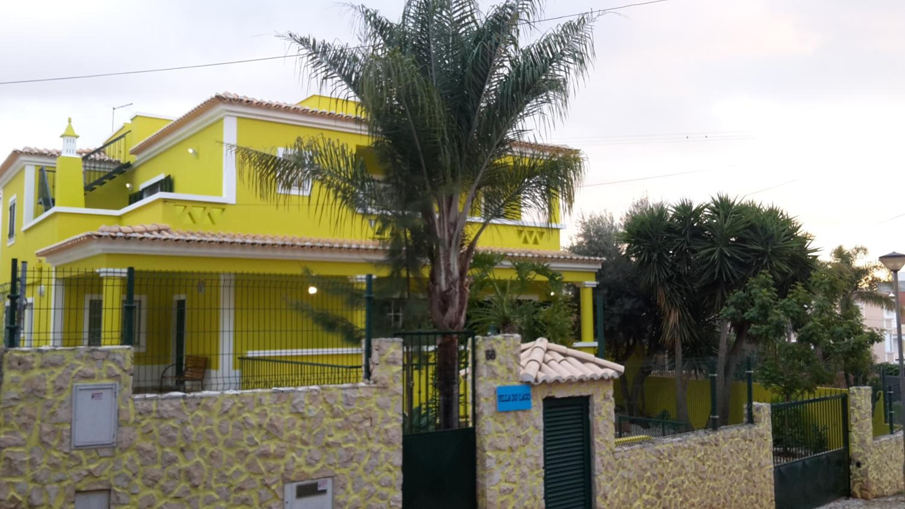 Hotel Villa do Lago - Image 1