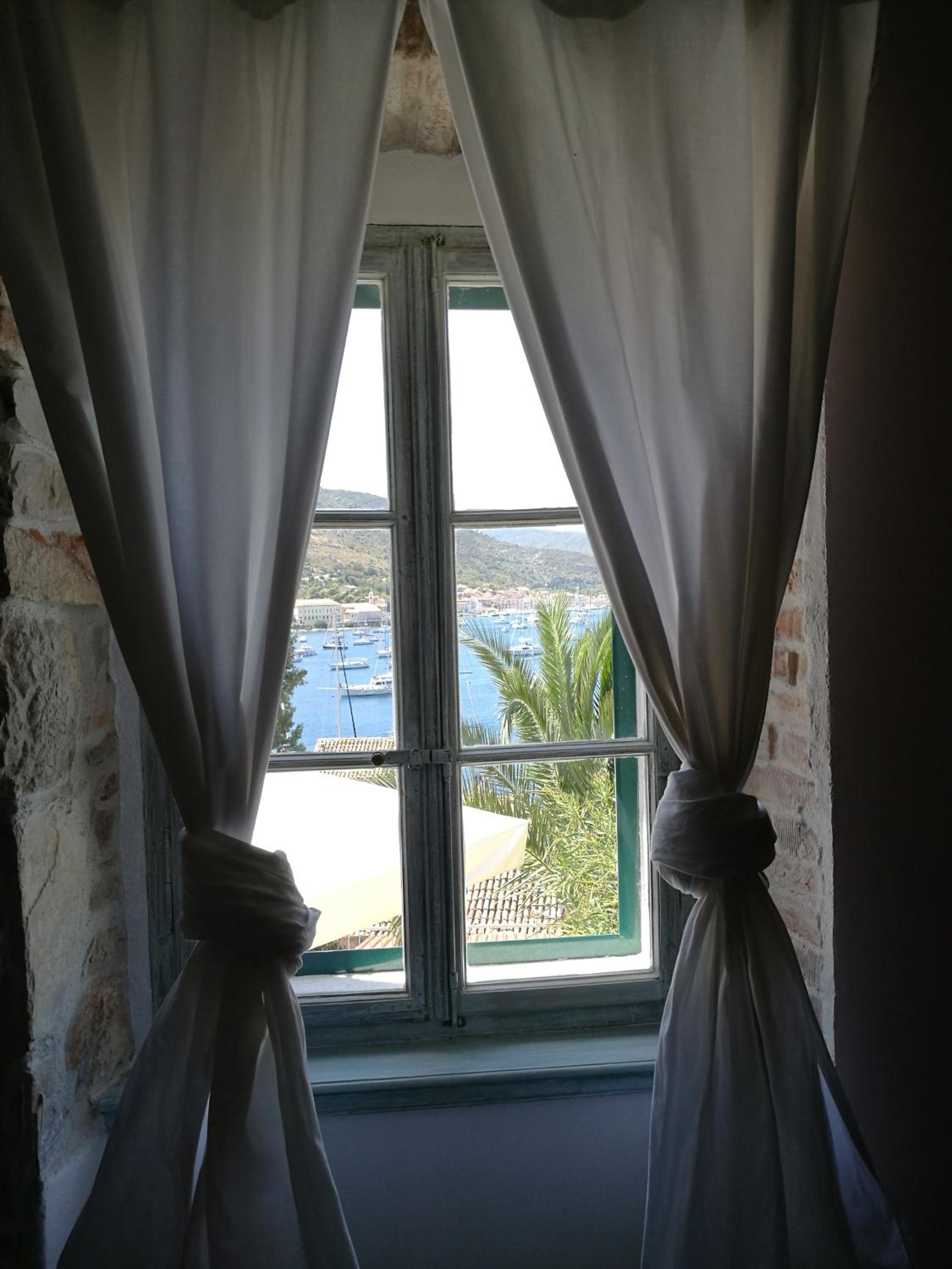 Buena Vis-ta Apartments with the Sea View view 2