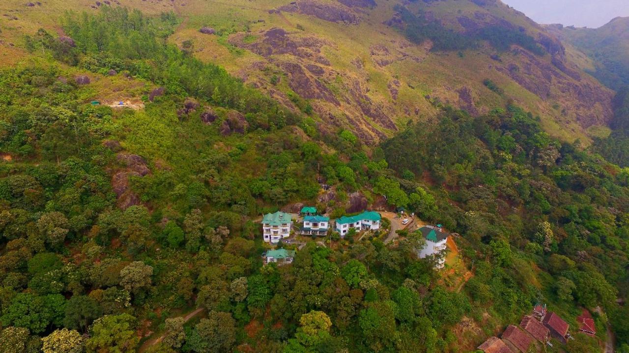 Deshadan Mountain Resort -The highest resort in Munnar view 2