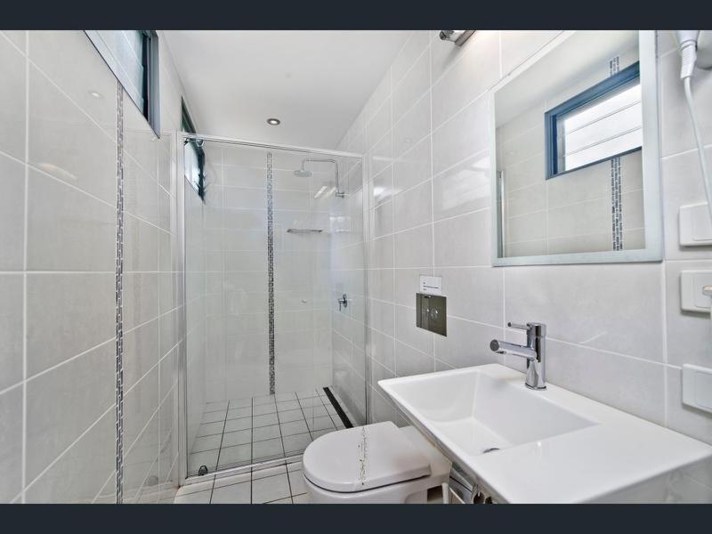 Crescent Head Spa Villa