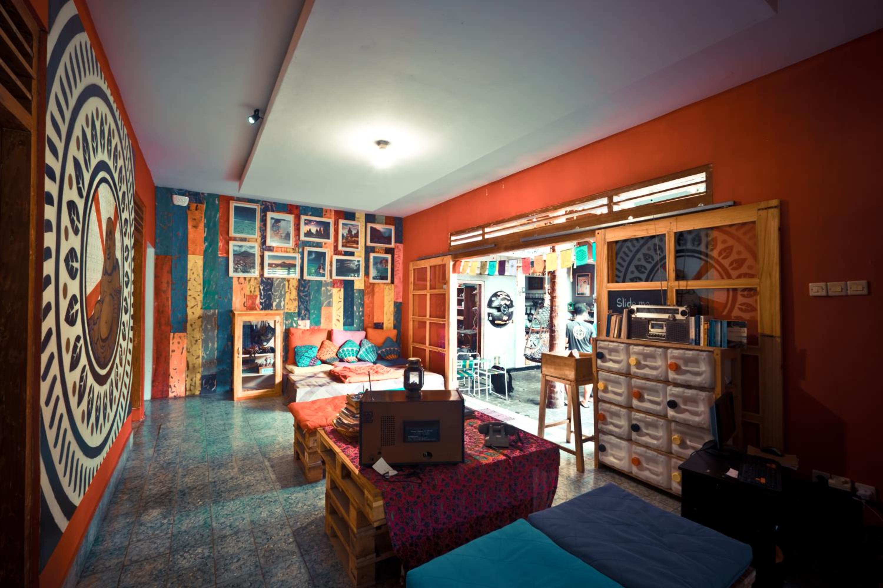 lounge