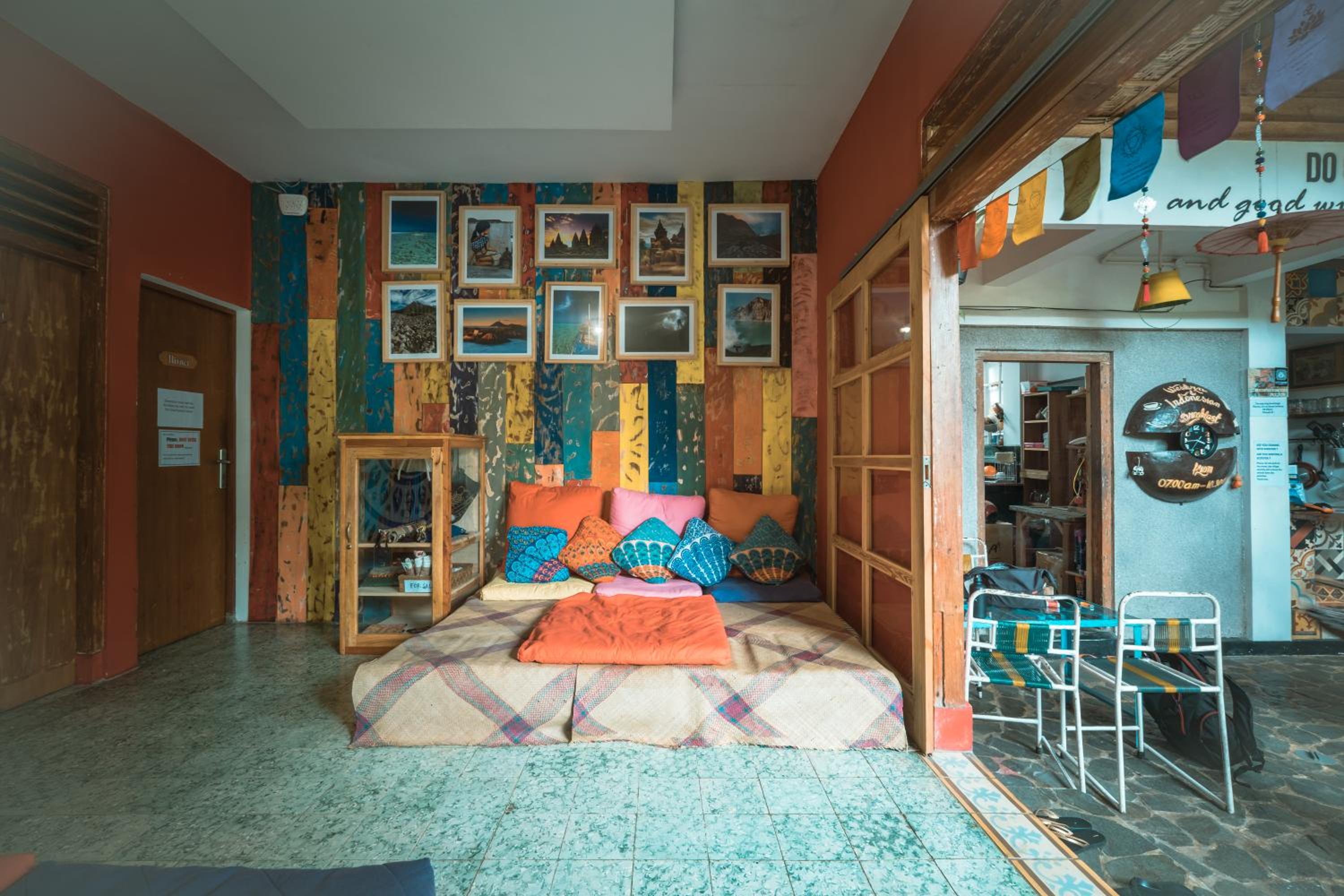 lounge