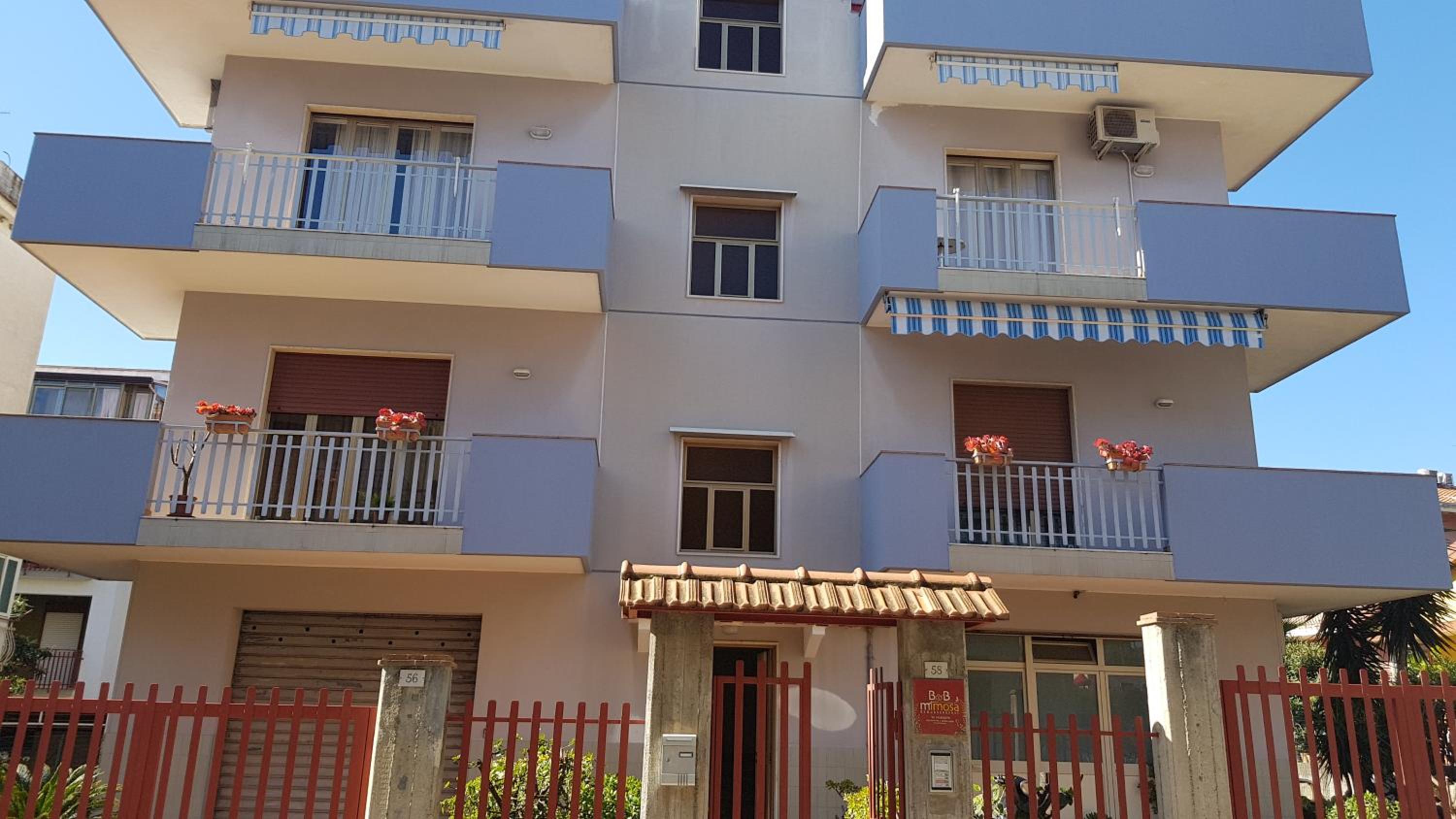 Hotel B&B Mimosa - Image 1