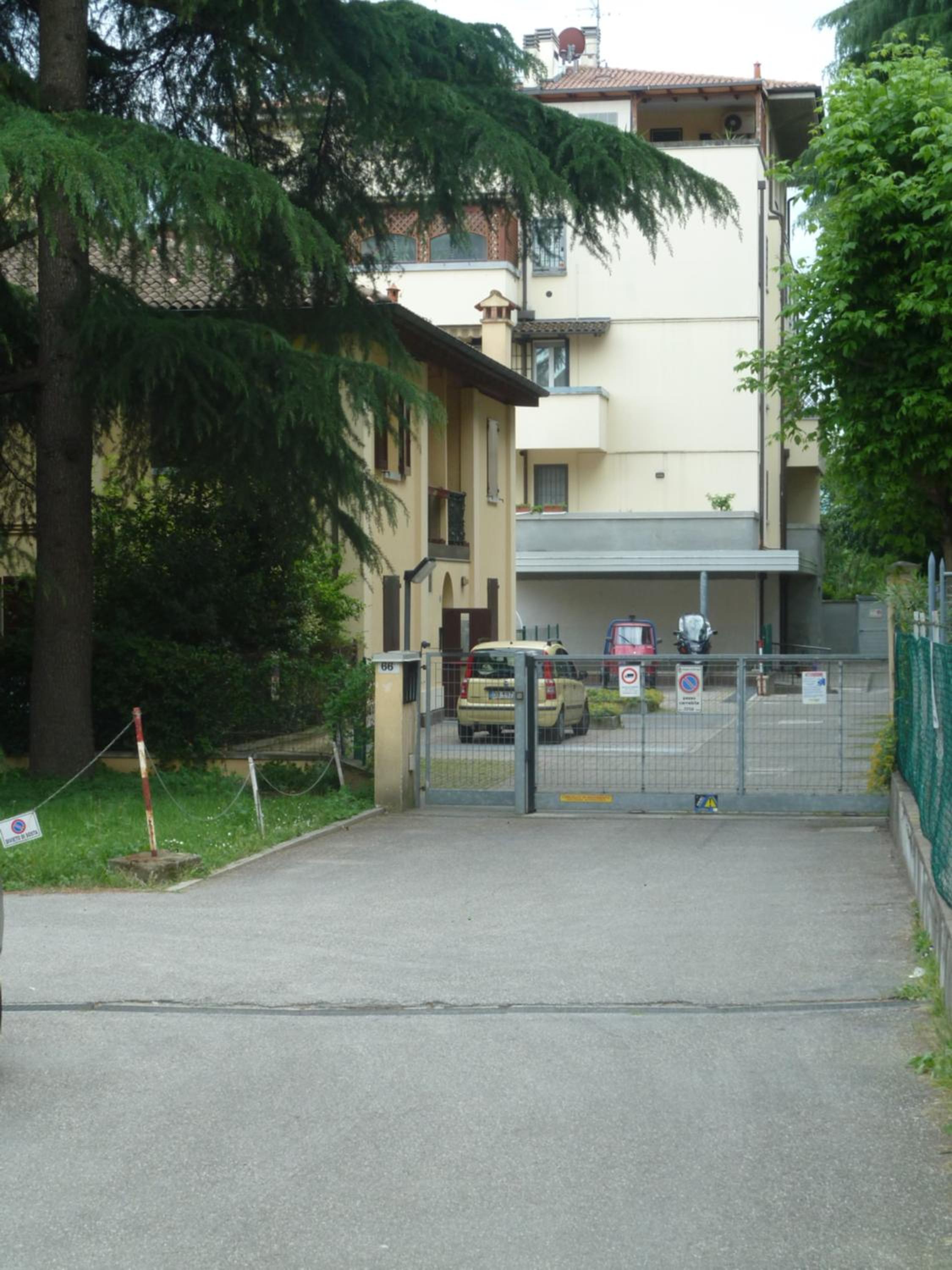 IL GIARDINETTO - Smart working - Airport - Private Parking - Private garden - Ducati - Philip Morris view 3