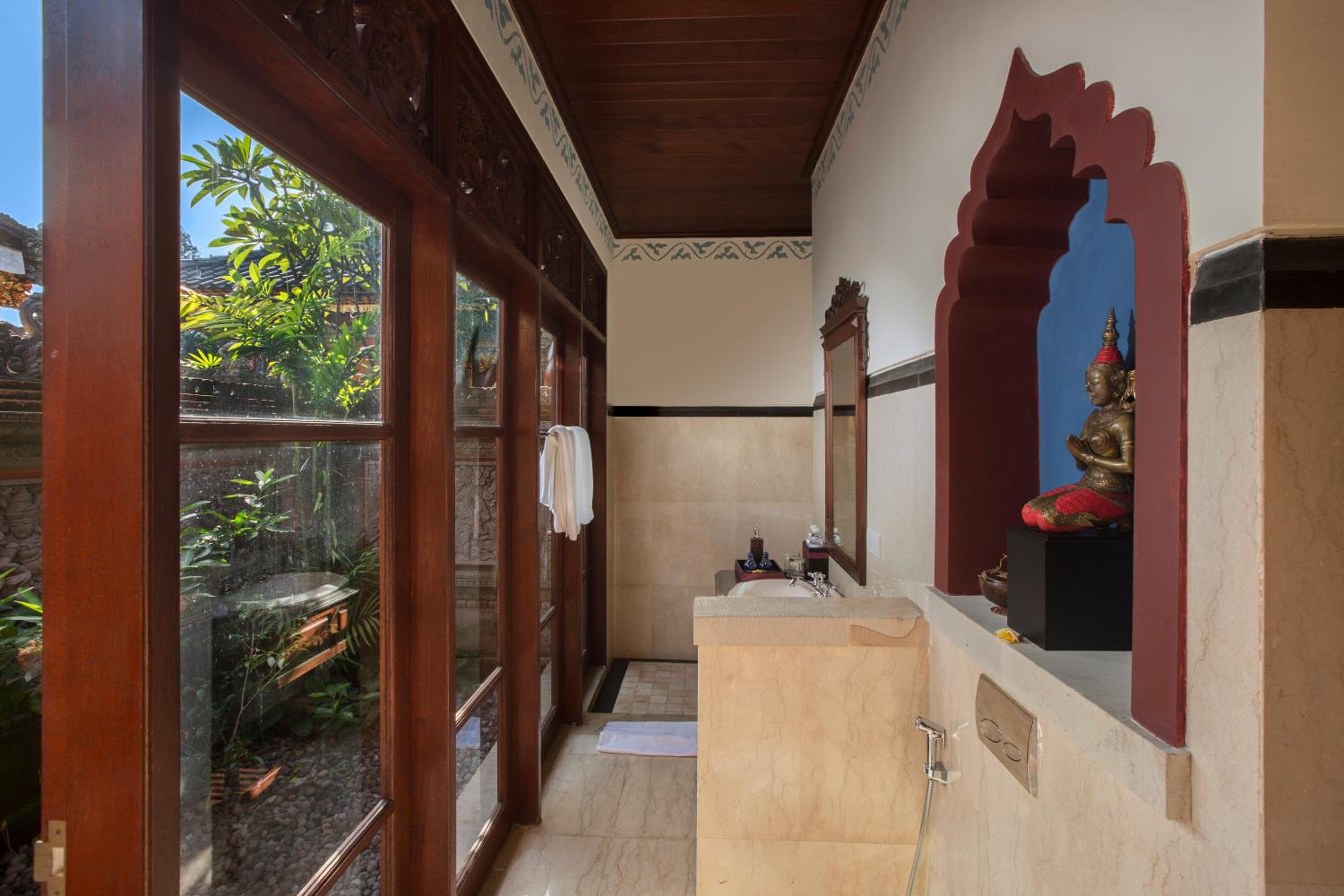 Dwaraka The Royal Villas