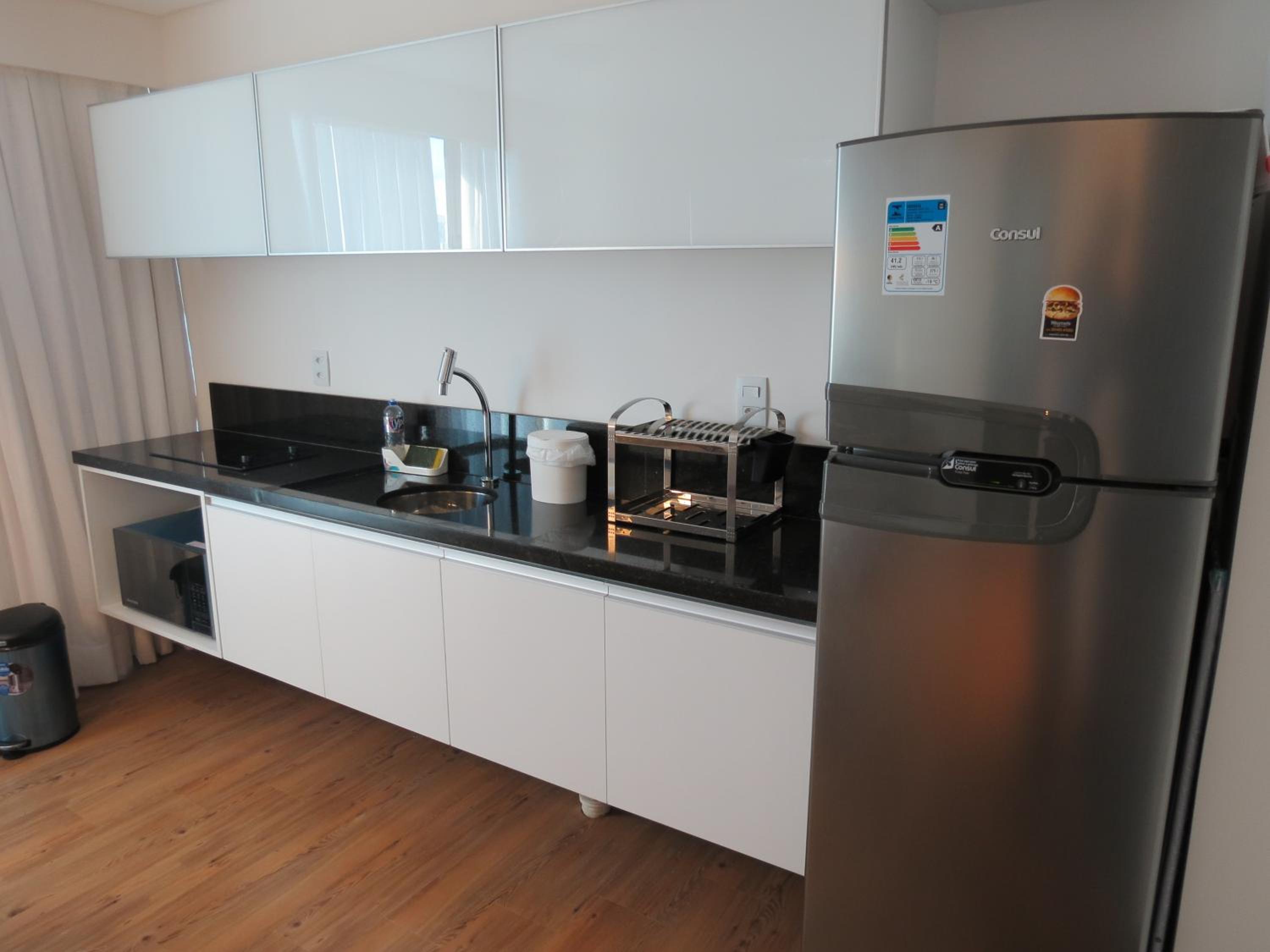 Flat Premium view 3