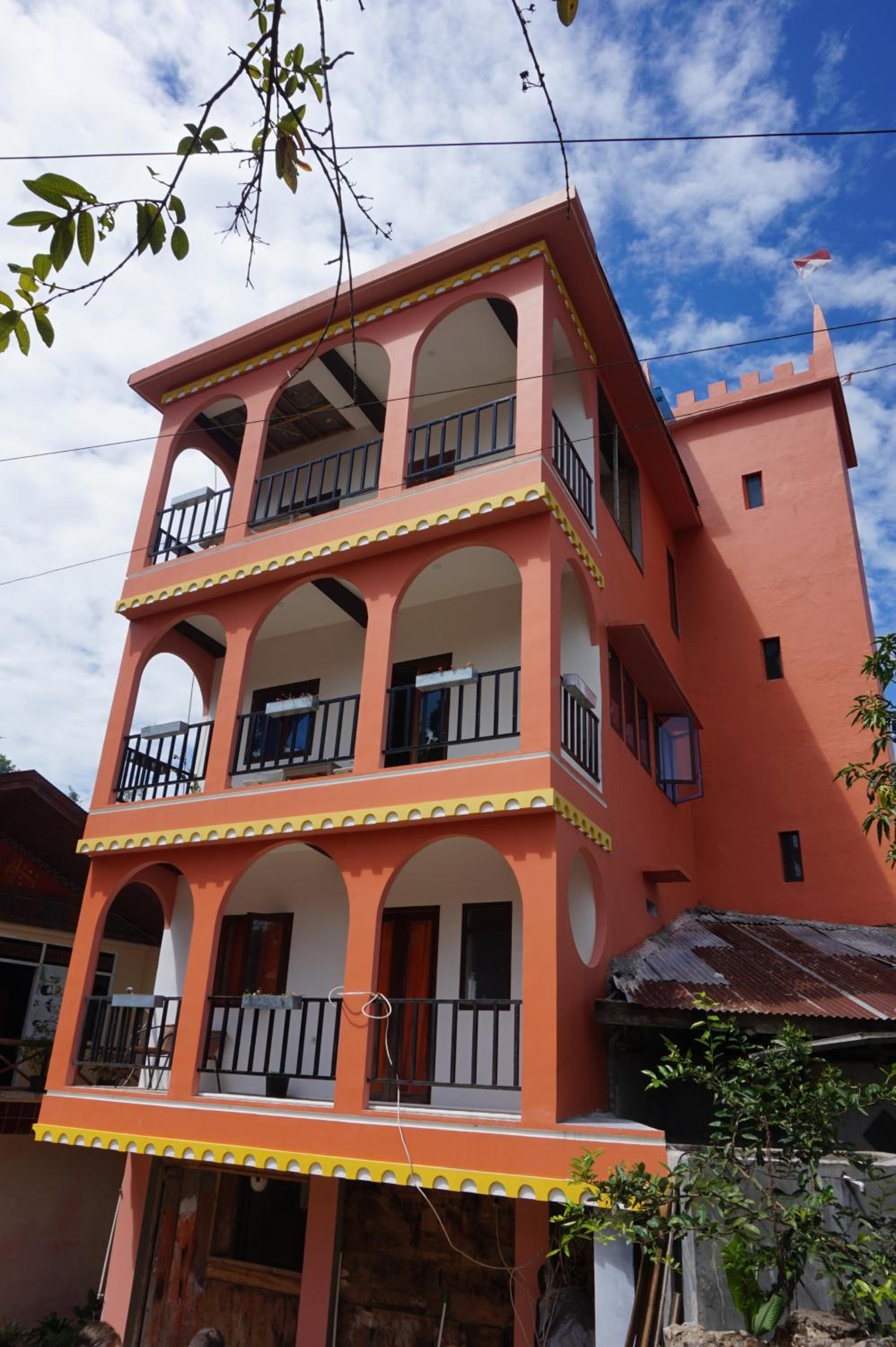 Sulawesi Castle