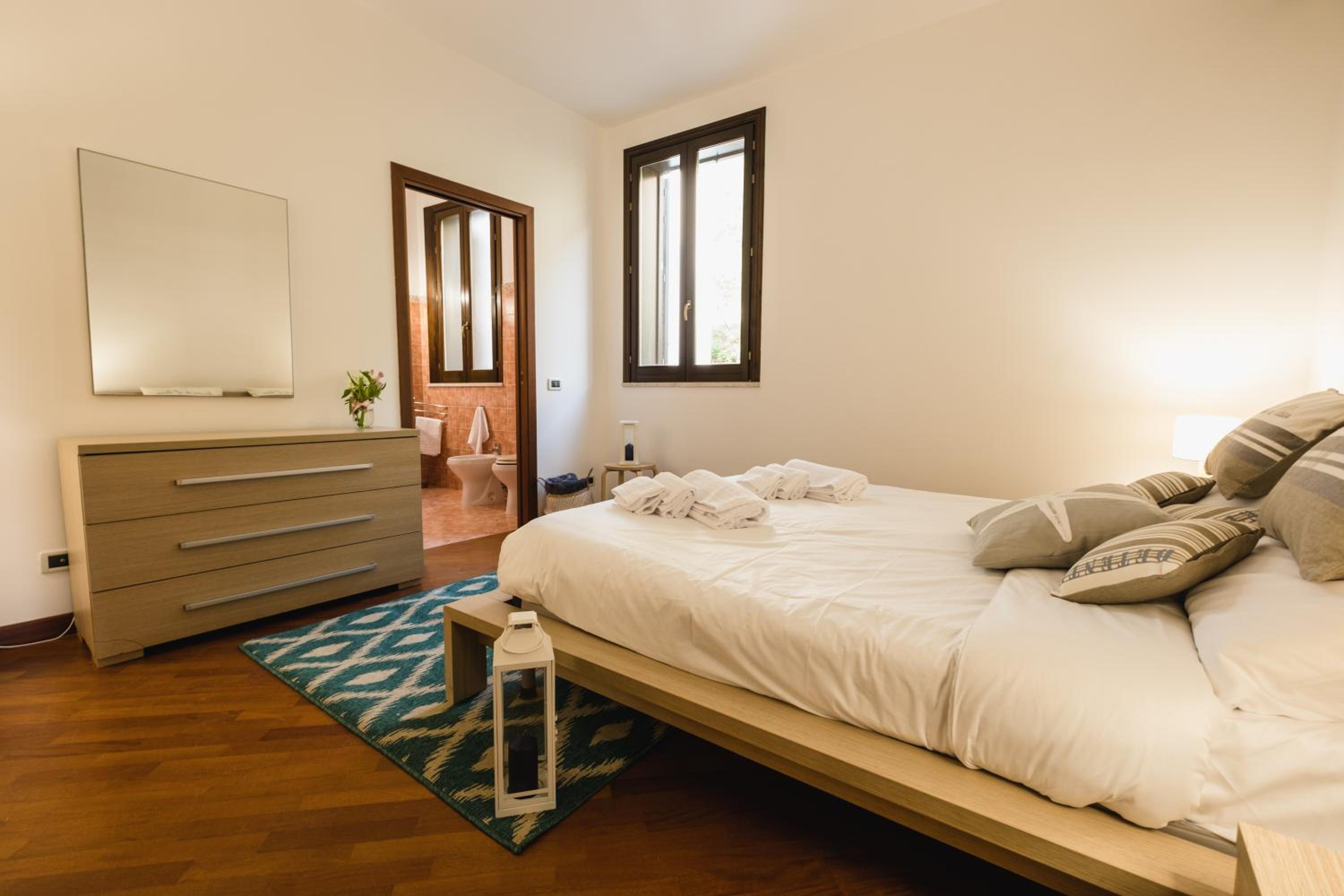 LuminHouse Villa Mondello view 5
