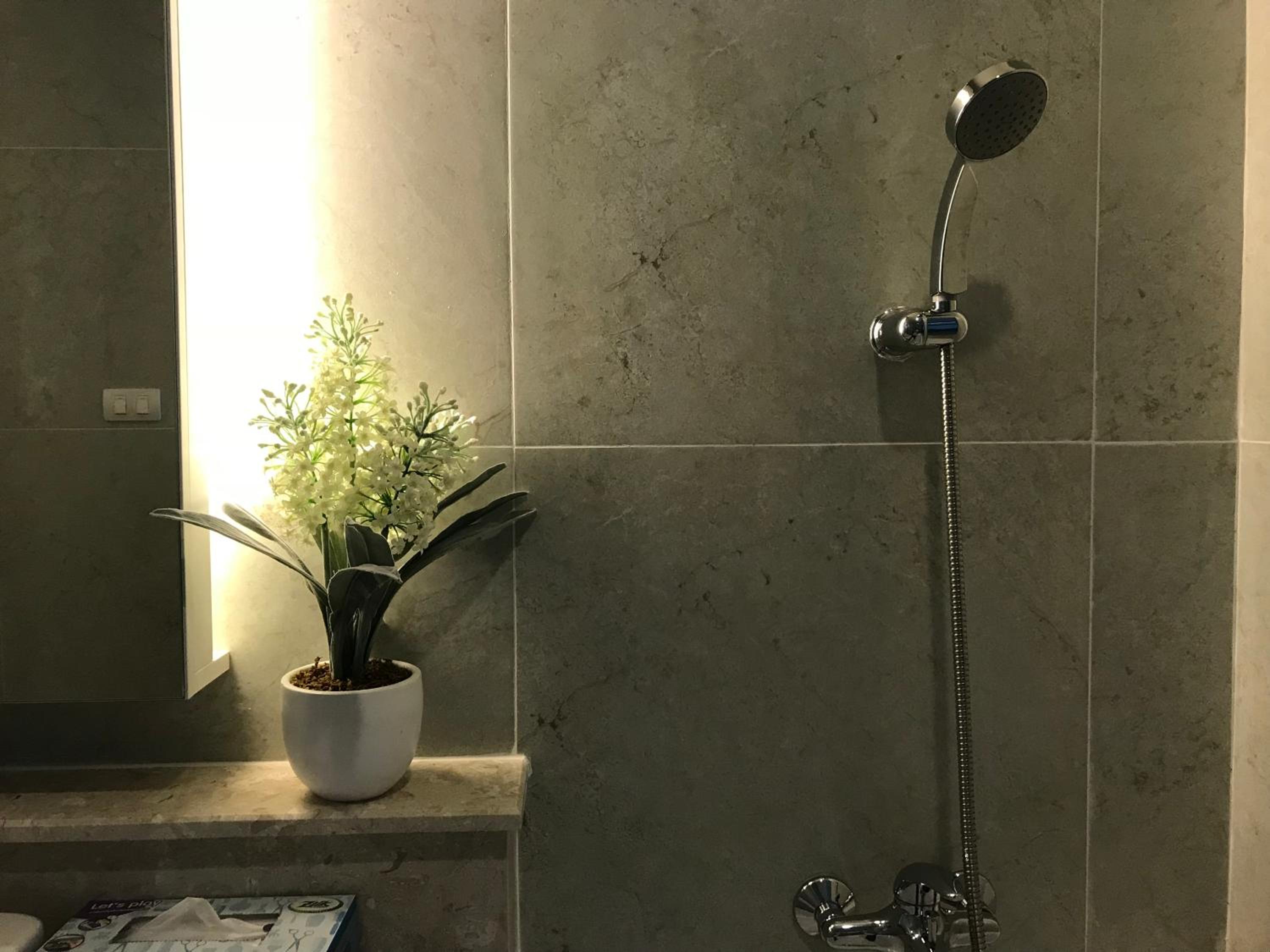Astra Suites Central