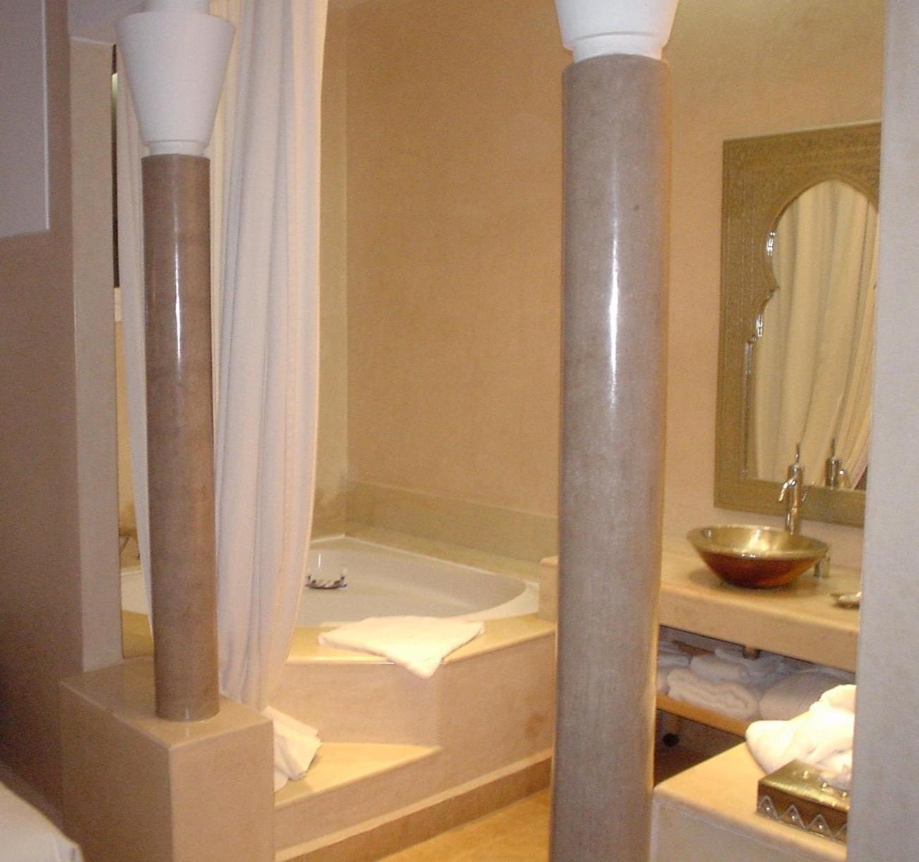 Photo 48