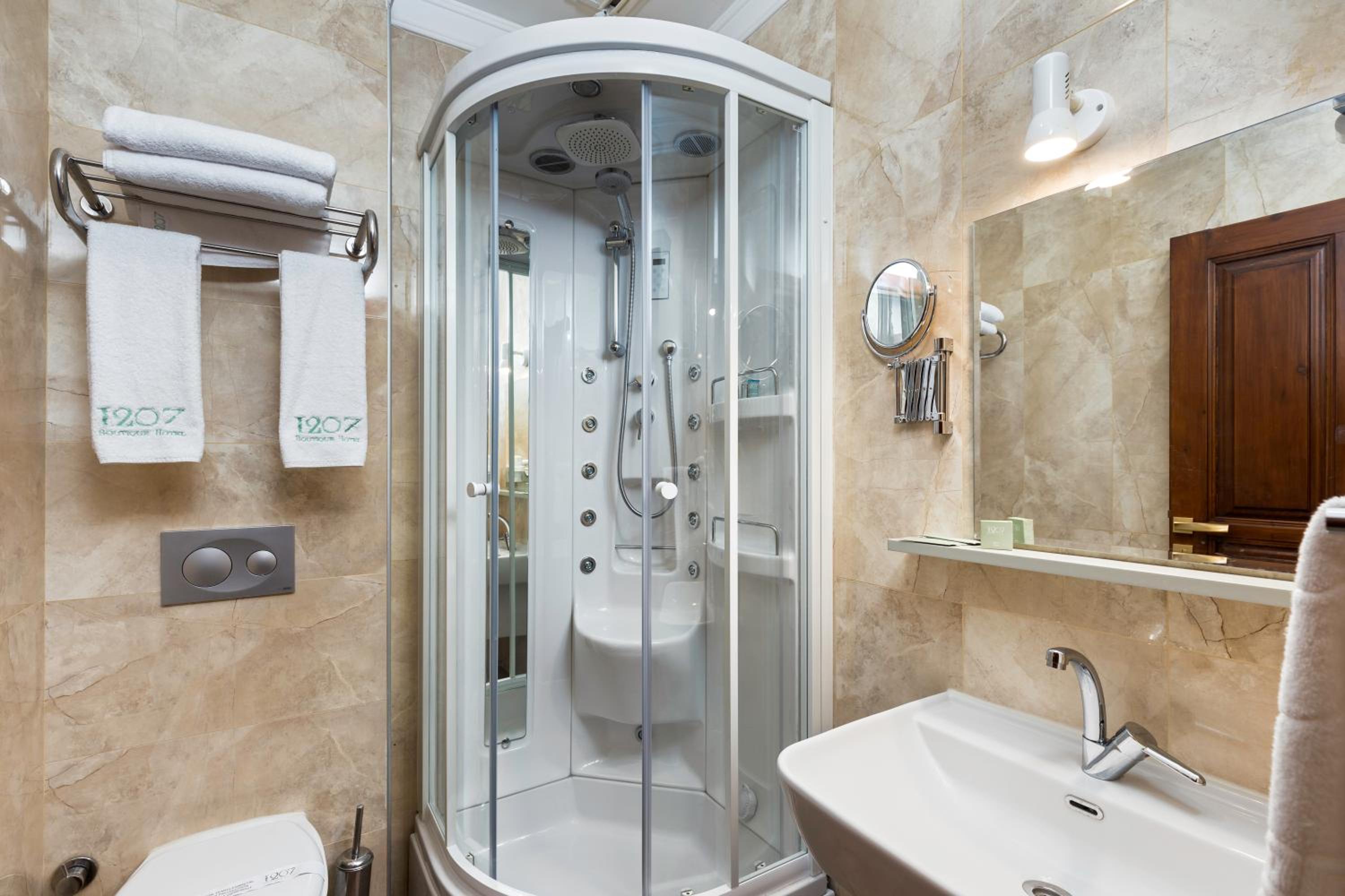 Hotel 1207 Special Class - Image 45