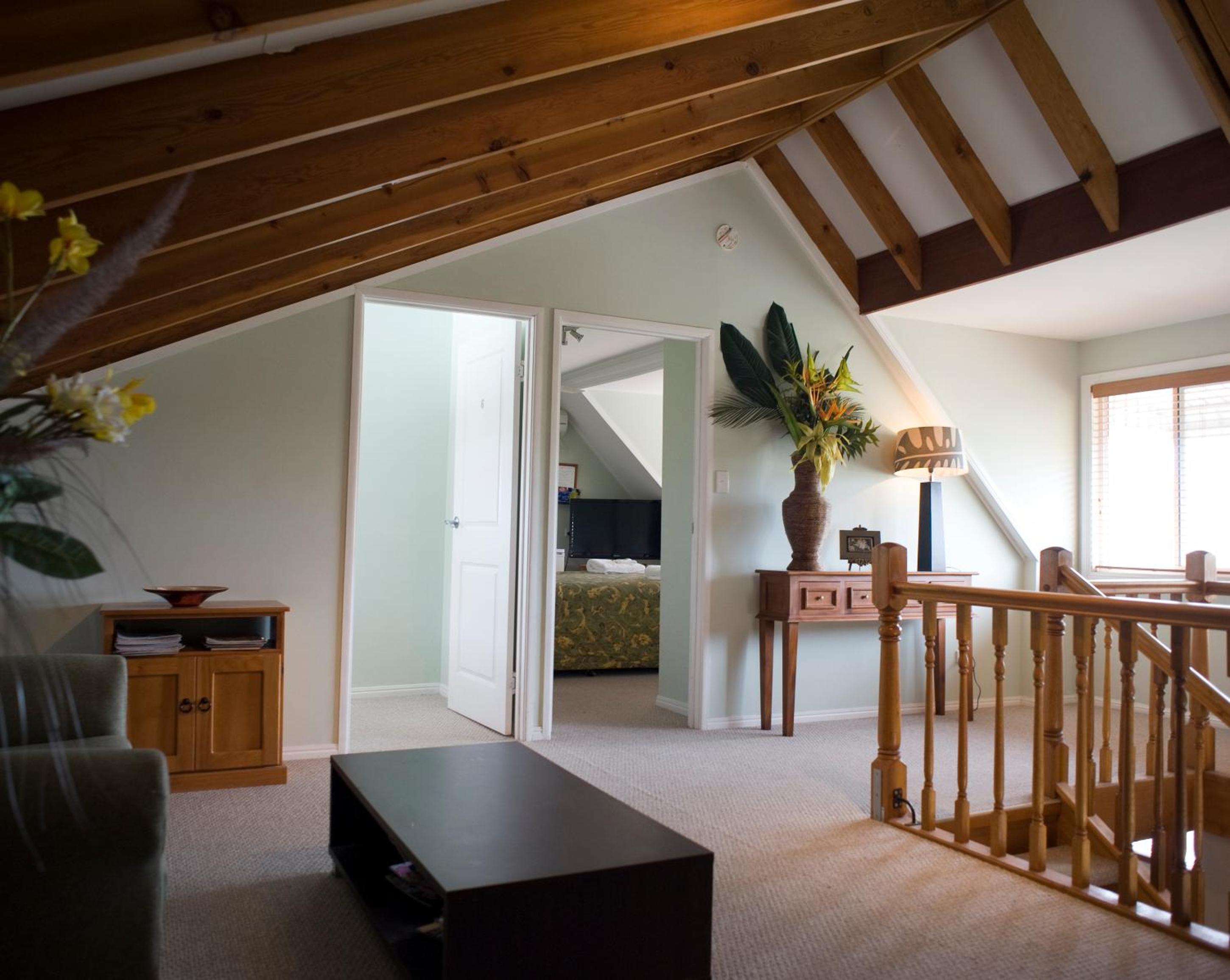 Ainslie Manor Guest House