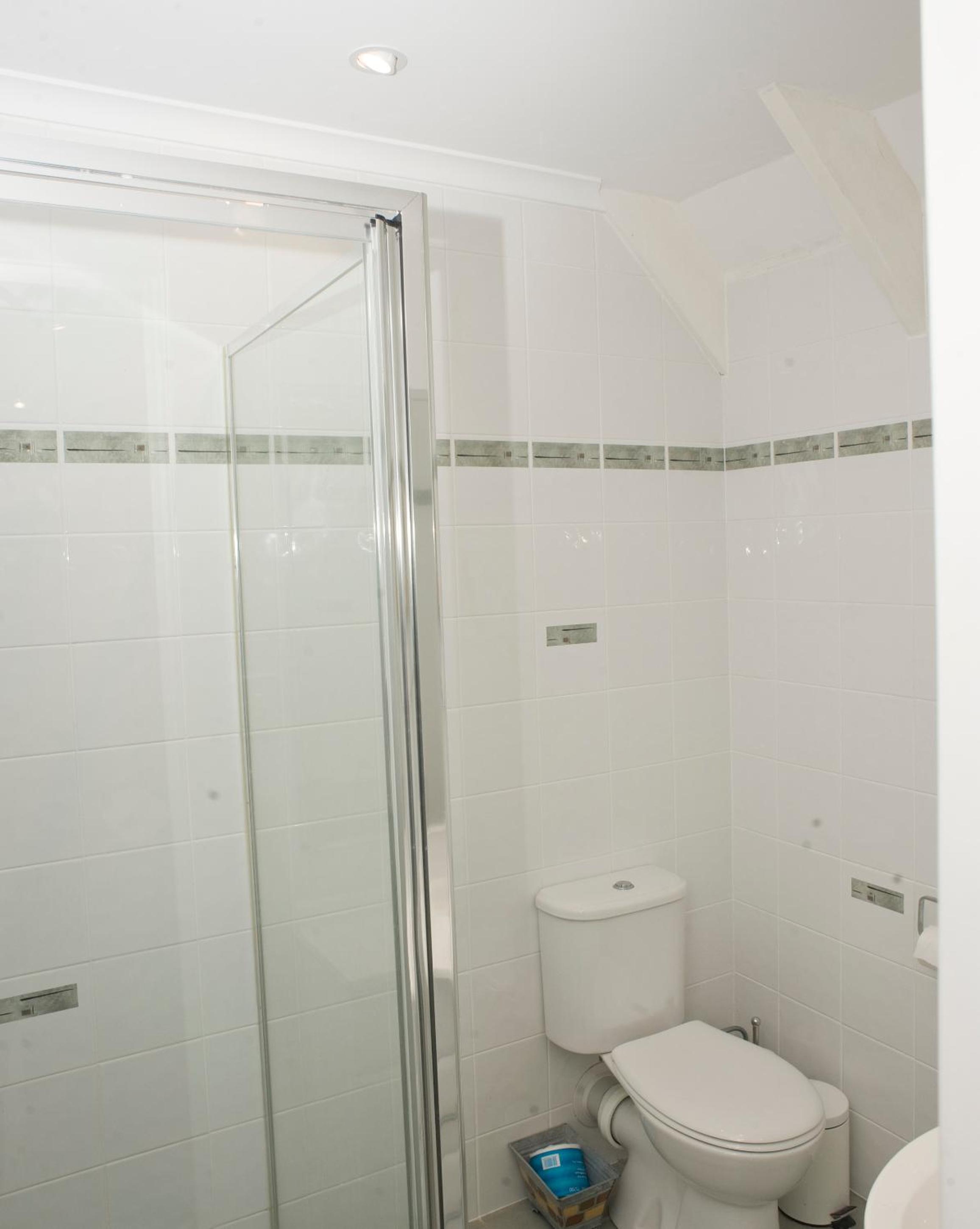 Ainslie Manor Guest House