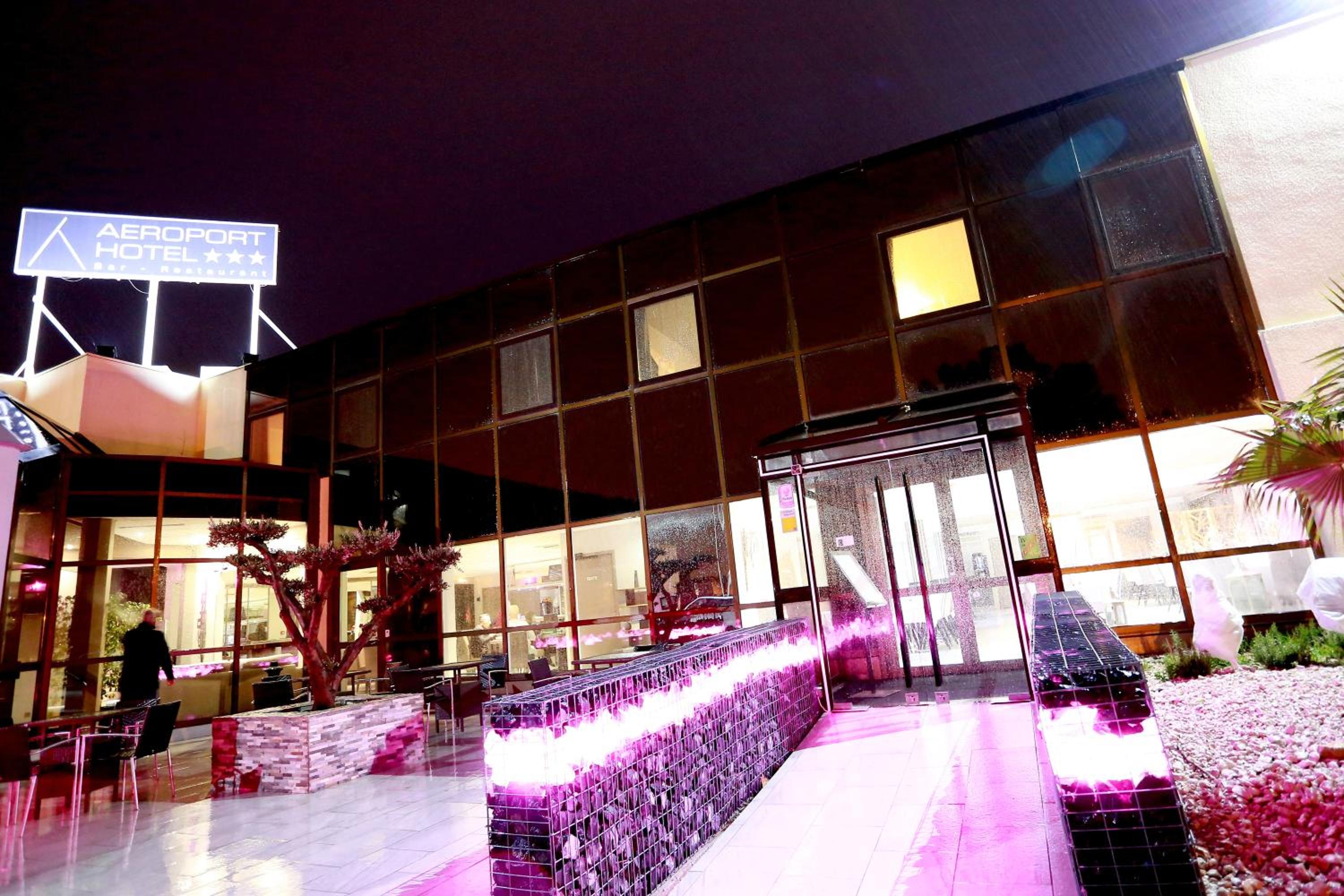 Hotel Aeroport Hotel - Parc Expo - Image 1