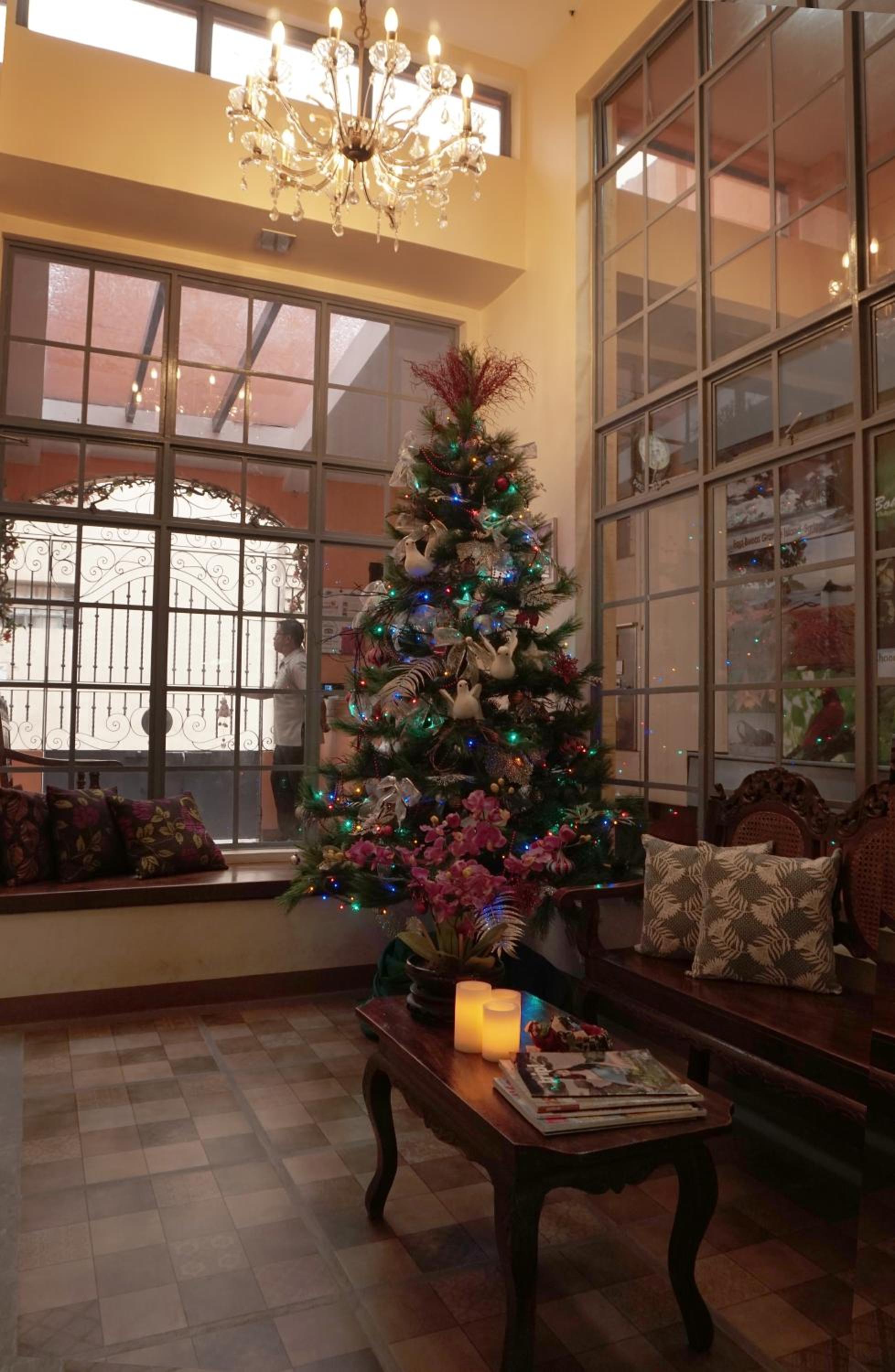 1775 Adriatico Suites
