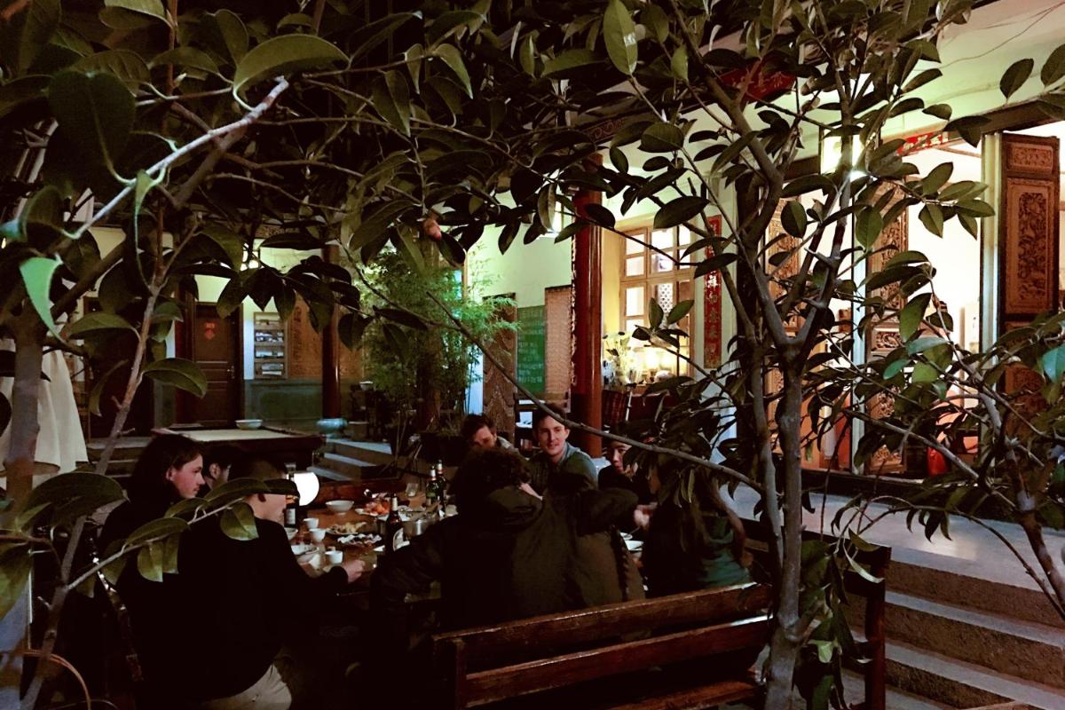 restaurant