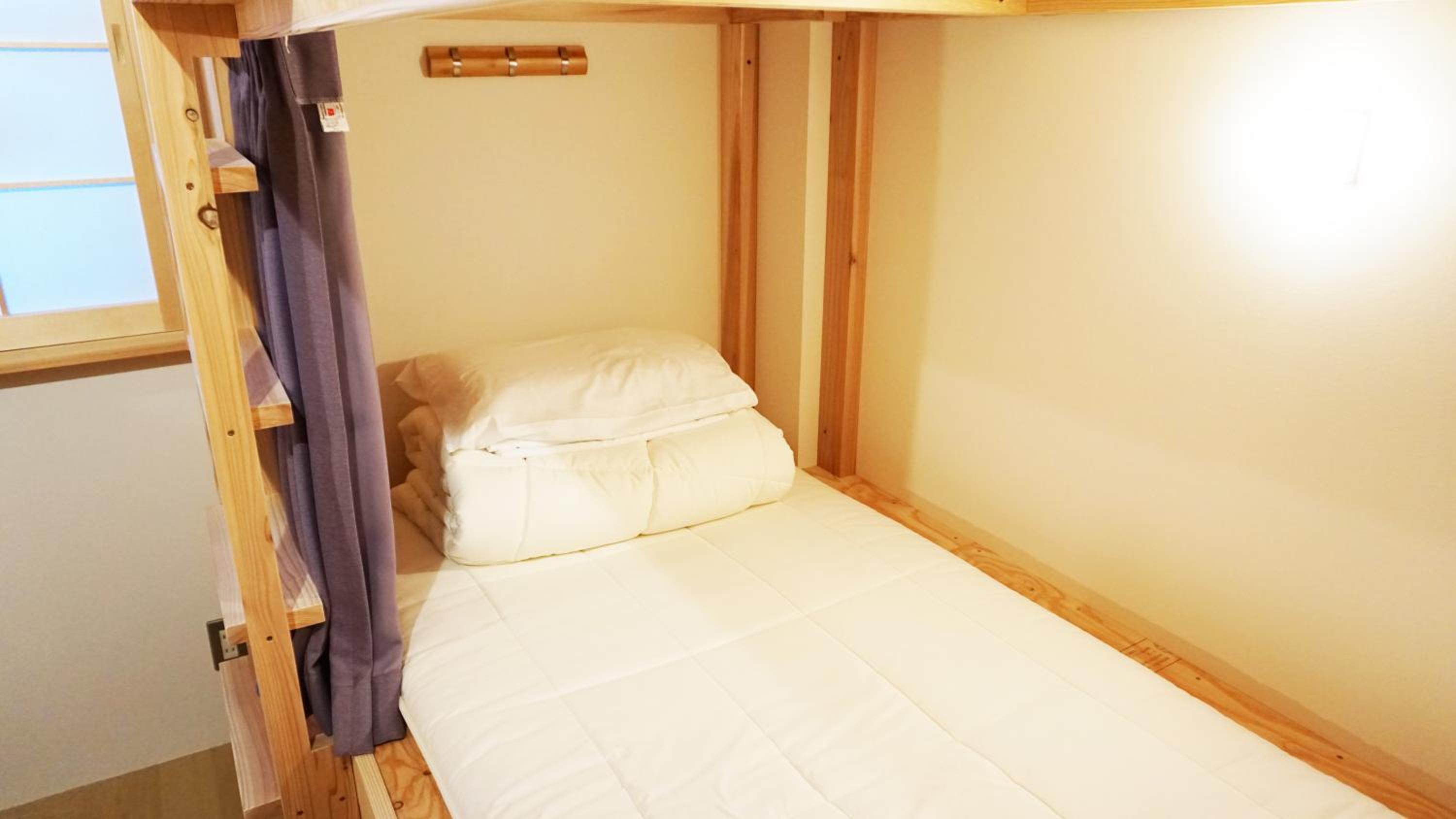 Poly Hostel 2 Namba