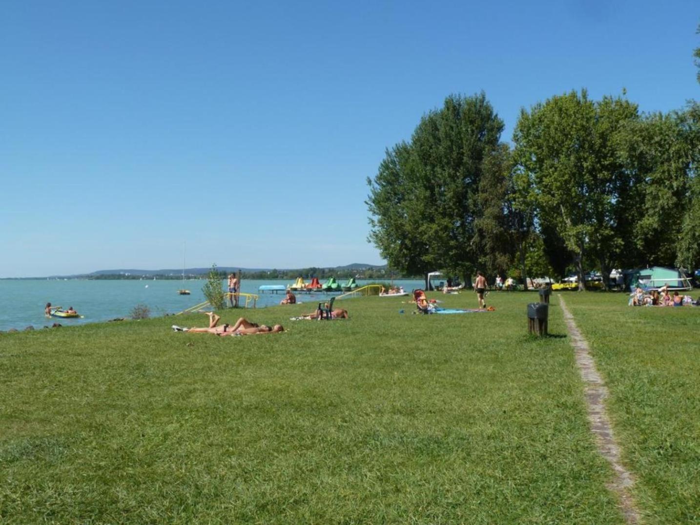 SunVillage Camp- Mobilházak Alsóörsön