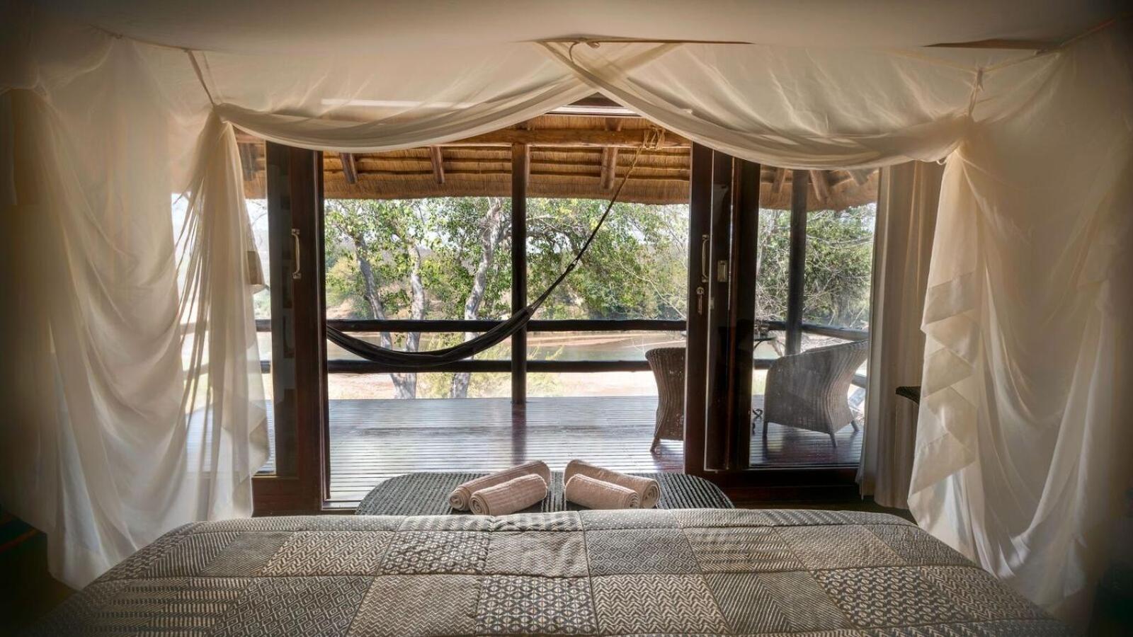 Nyati Safari Lodge