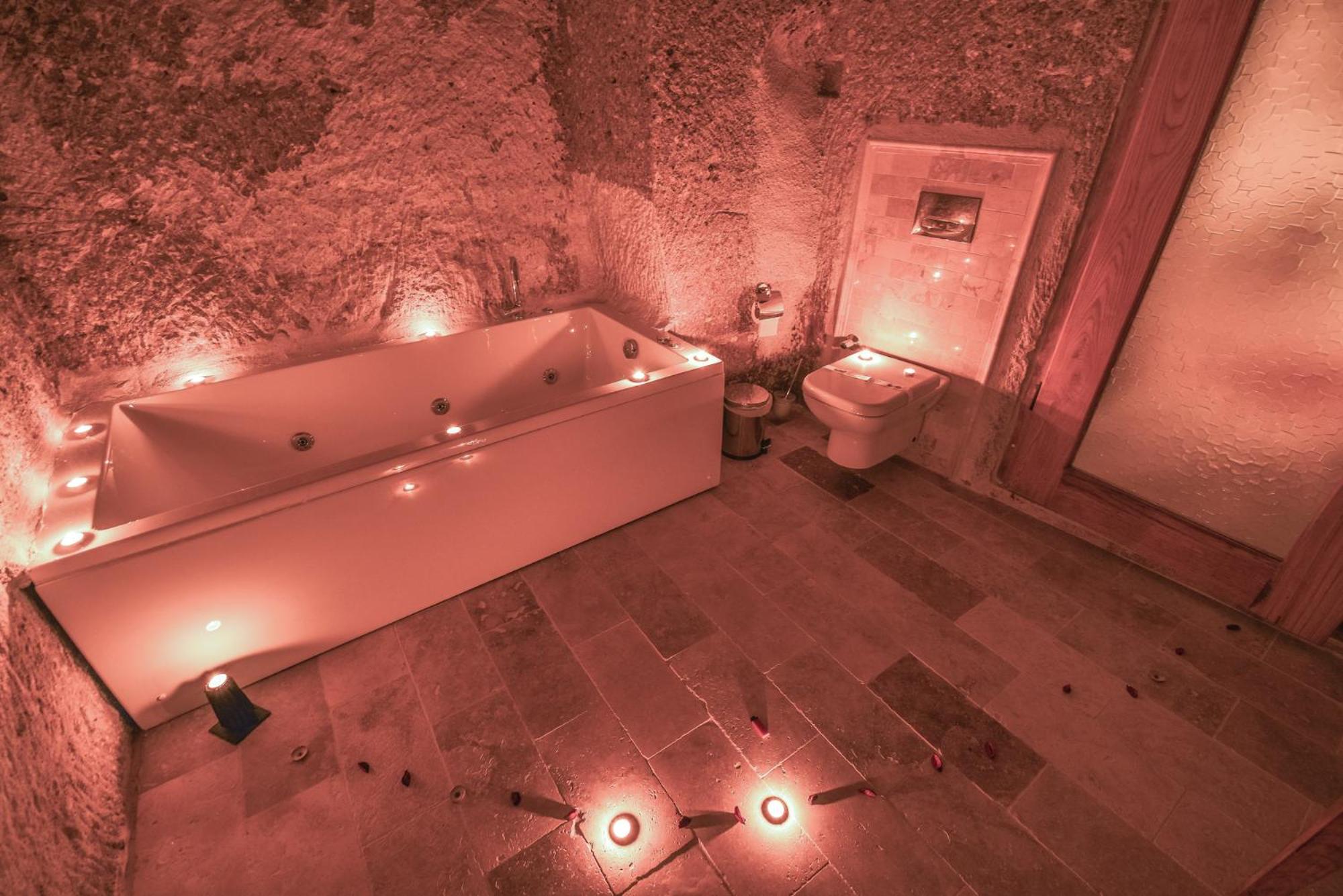 Mosaic Cave Hotel - Image 64