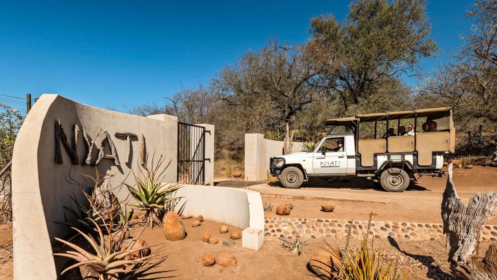 Nyati Safari Lodge