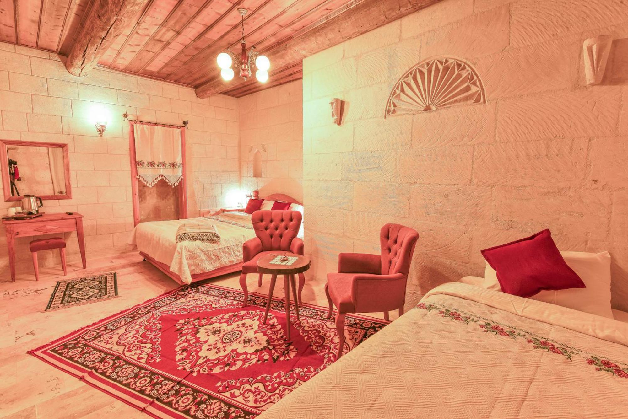 Mosaic Cave Hotel - Image 24