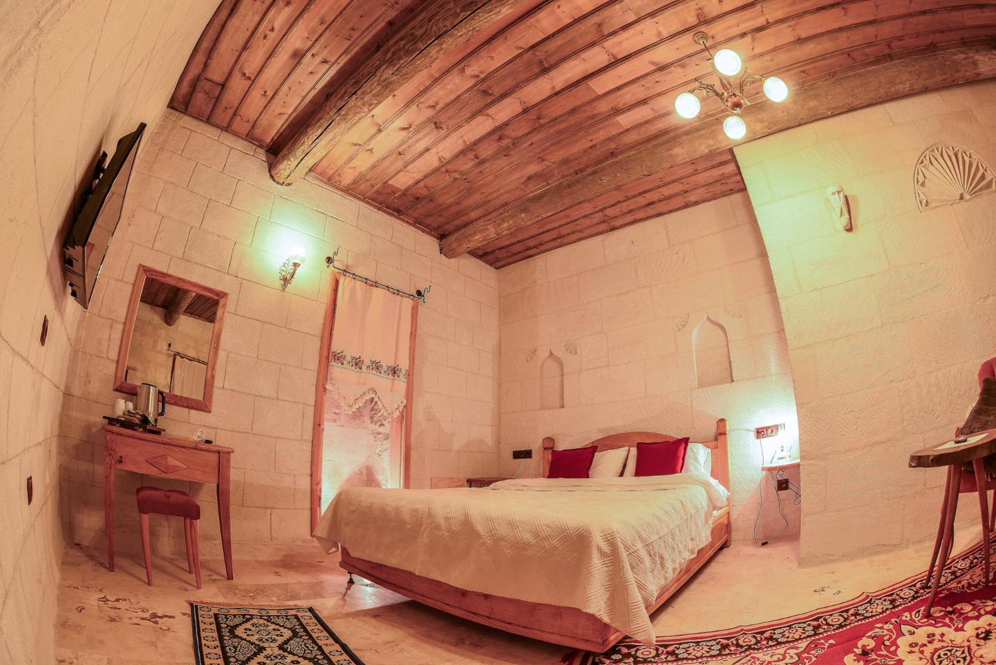 Mosaic Cave Hotel - Image 35
