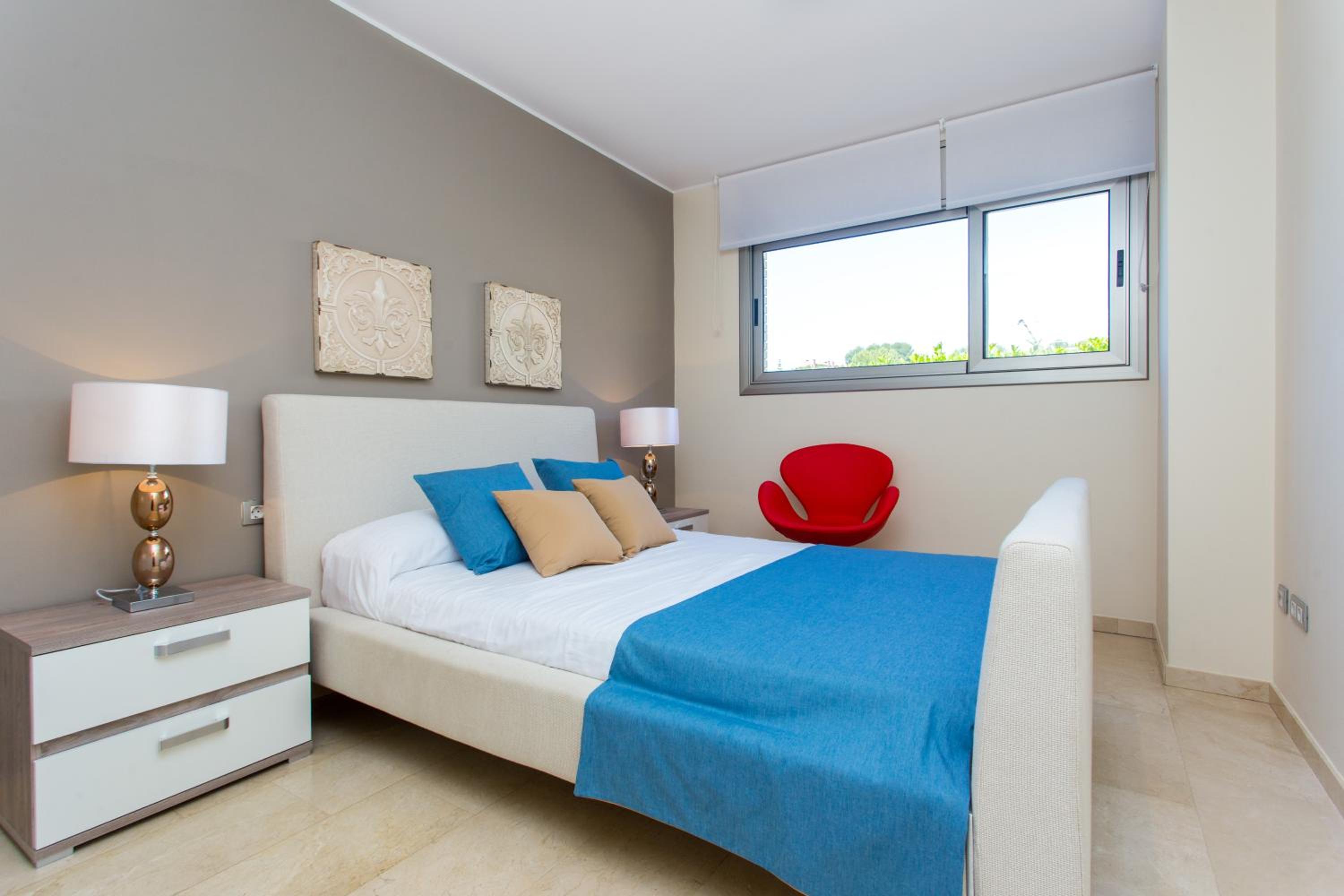 Limonium Deluxe Villa with Private Pool, TarracoHomes