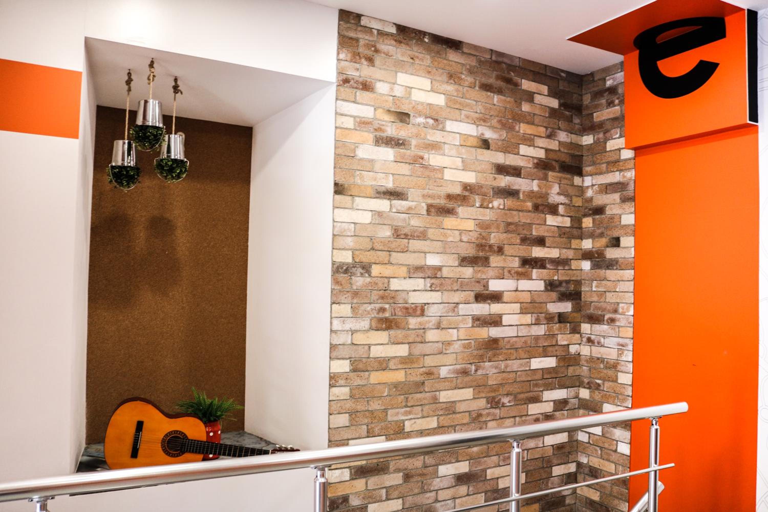 Envoy Hostel & Tours