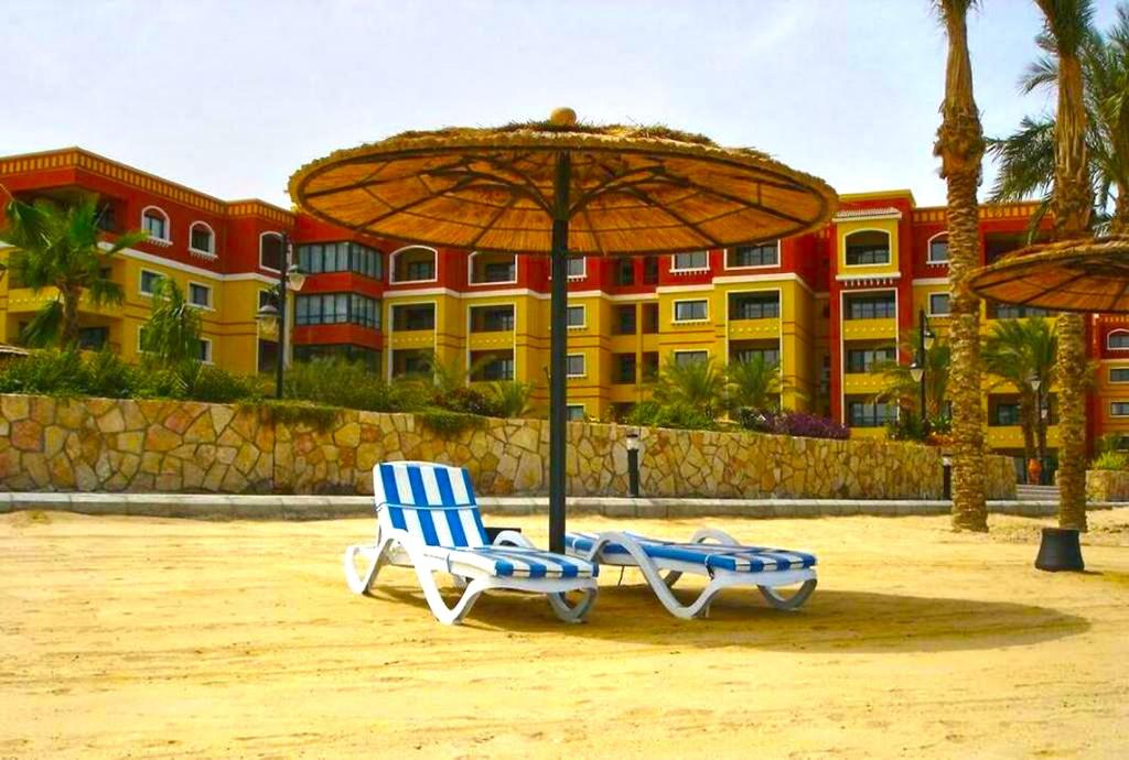 Esplanada hotel Apartments